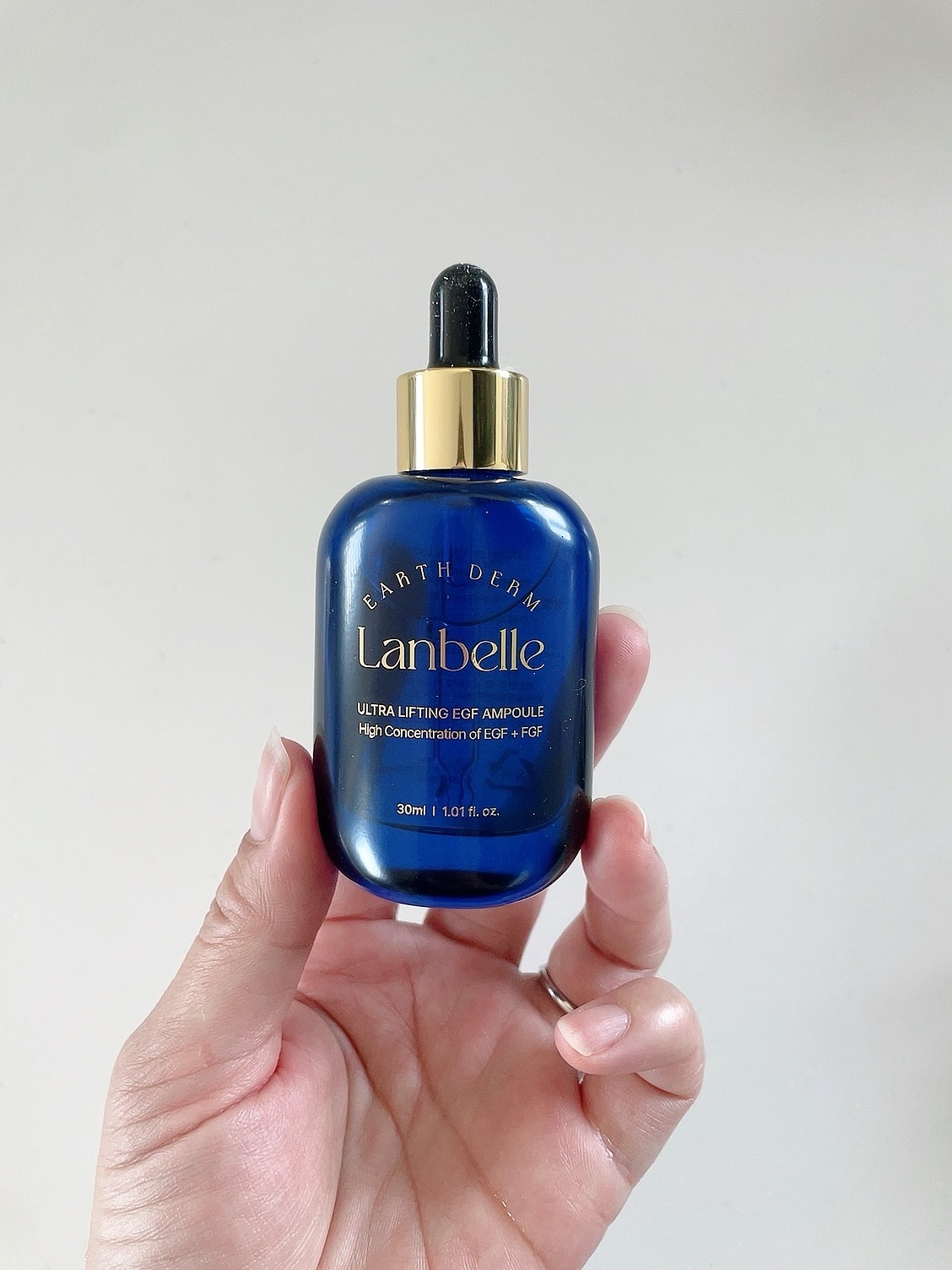 ウルトラリフティングEGFアンプル/LANBELLE/美容液を使ったクチコミ（2枚目）