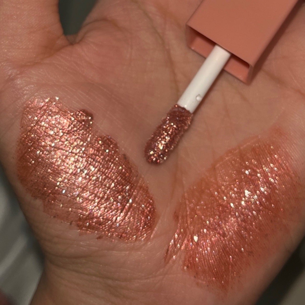 ルポレムリキッドアイシャドウ/LEPOREM/リキッドアイシャドウを使ったクチコミ(2枚目)