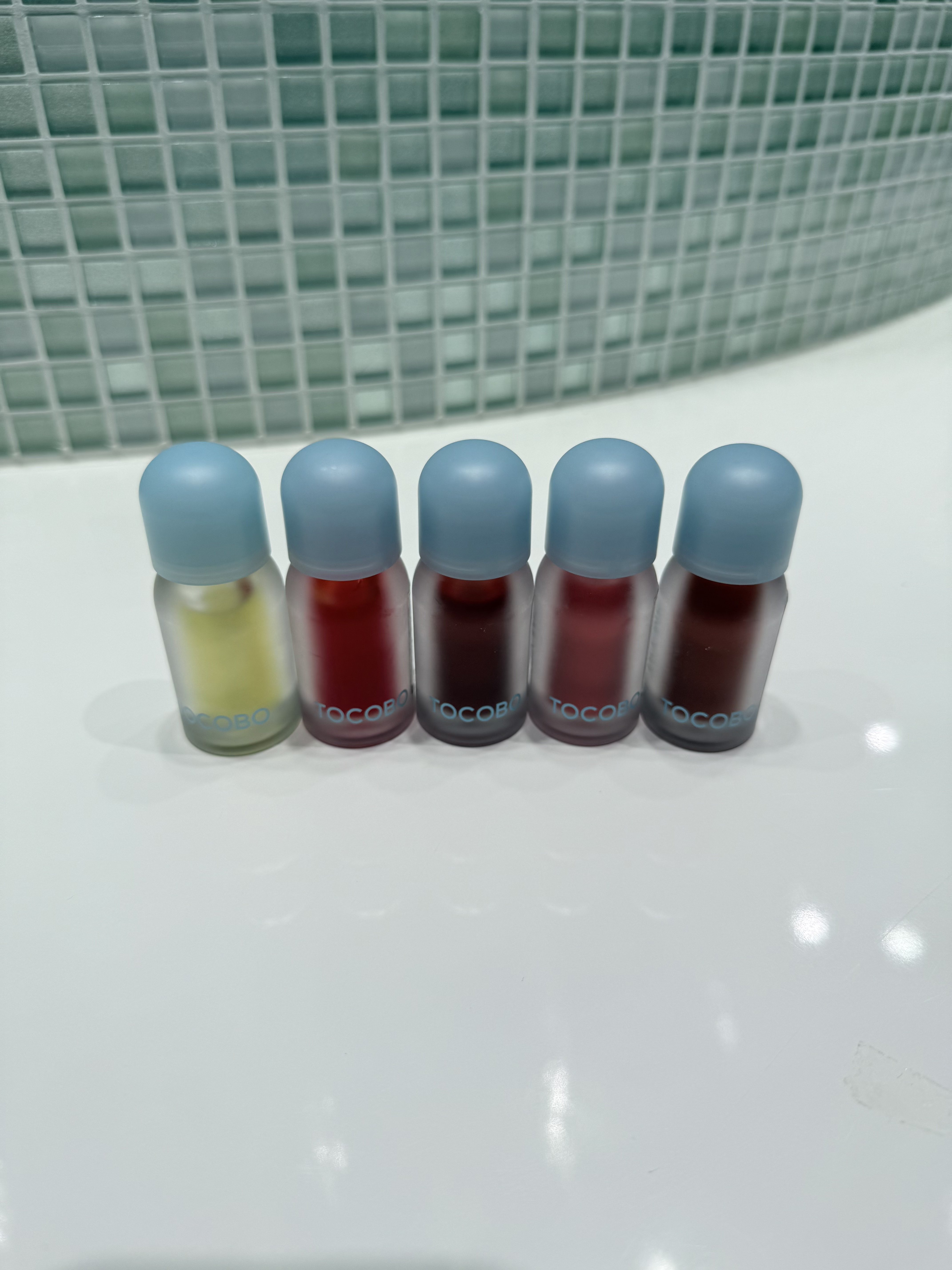 ジューシーベリープランピングリップオイル/TOCOBO/リップグロスを使ったクチコミ（3枚目）