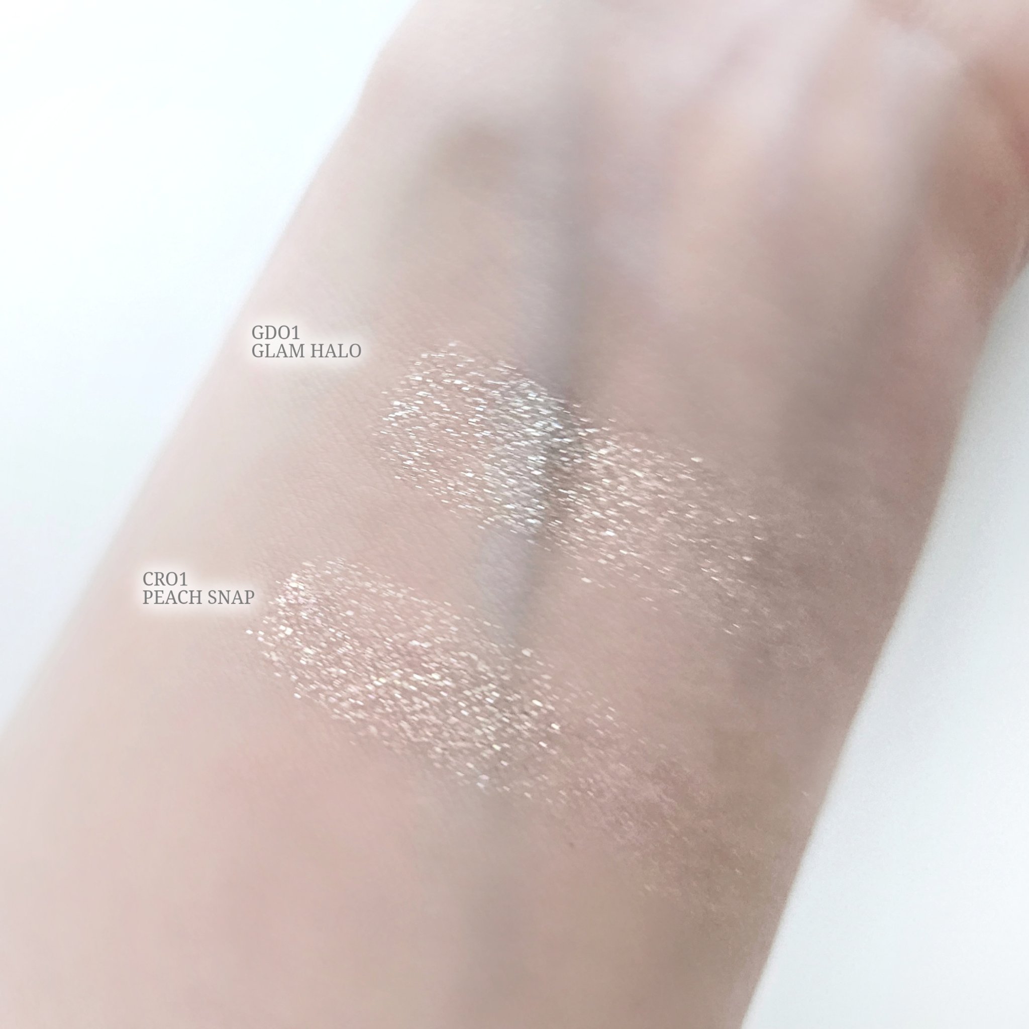 ハイパーホロビーム アイグリッター/BANILA CO/グリッターを使ったクチコミ（3枚目）