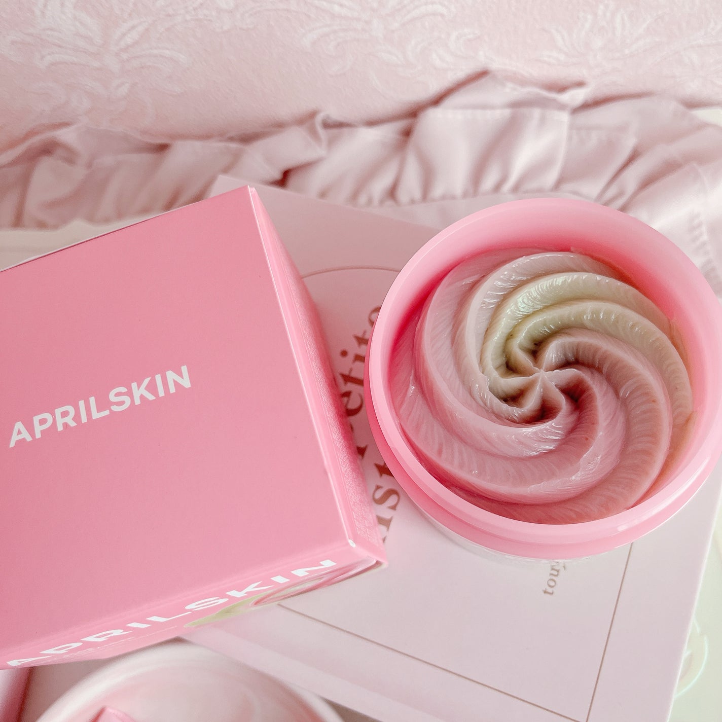 ヒーロークッション+レフィルセット/APRILSKIN/クッションファンデーションを使ったクチコミ(6枚目)