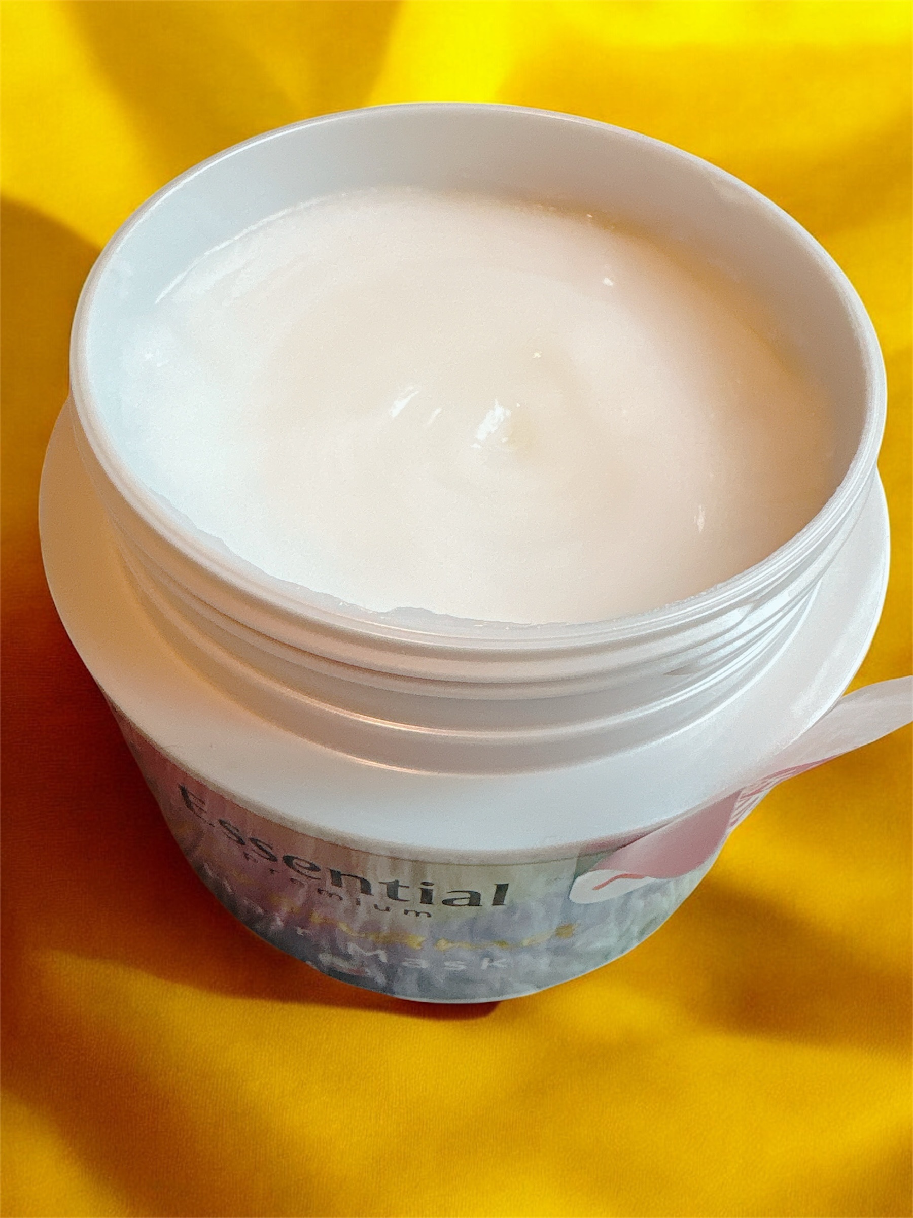 エッセンシャルプレミアム とろ生ヘアマスク/エッセンシャル/ヘアマスク・ヘアパックを使ったクチコミ（2枚目）