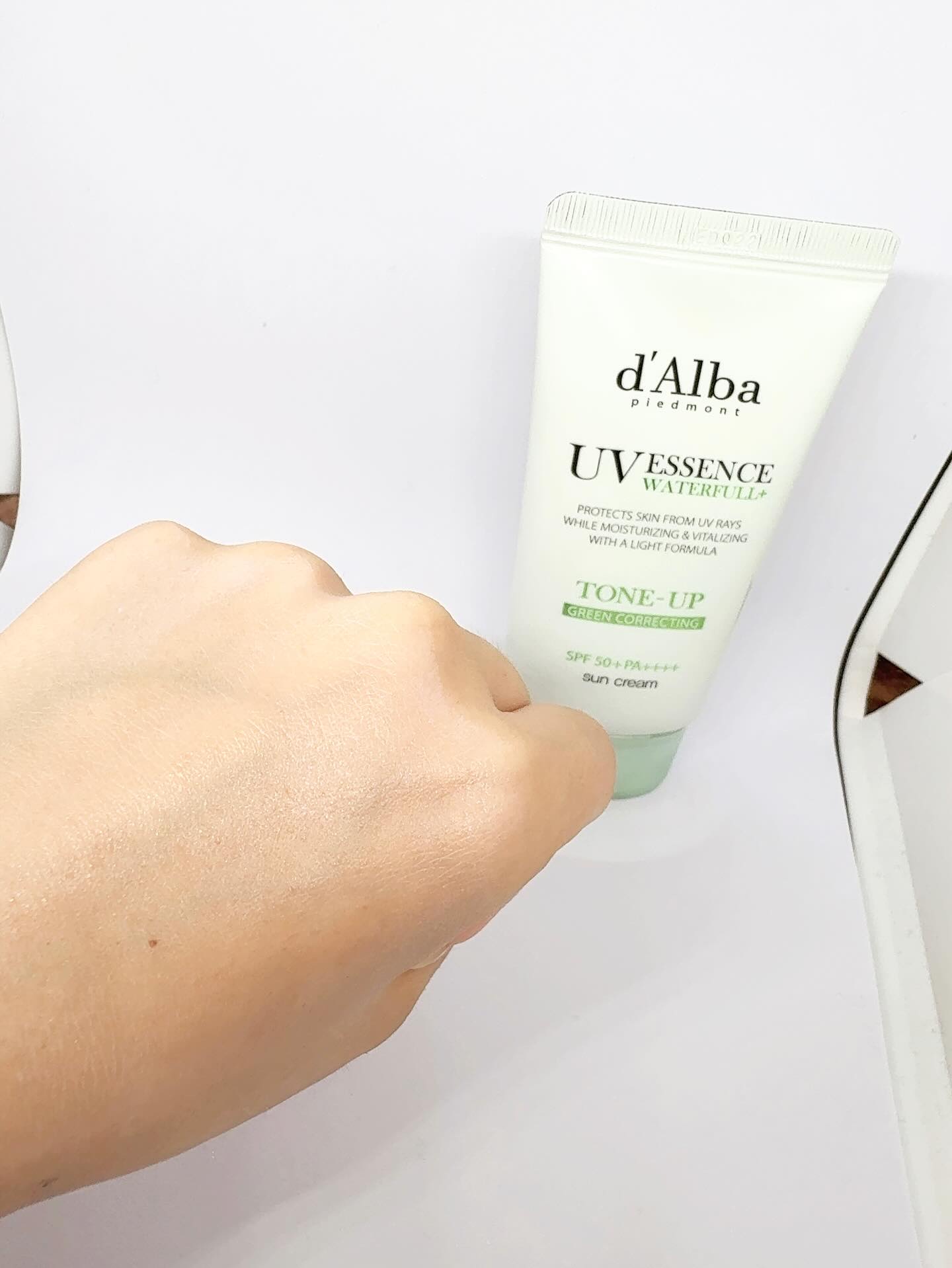 クリーンティーツリーリポソームトーンアップサンクリーム（グリーン）/ダルバ/日焼け止めクリームを使ったクチコミ（2枚目）