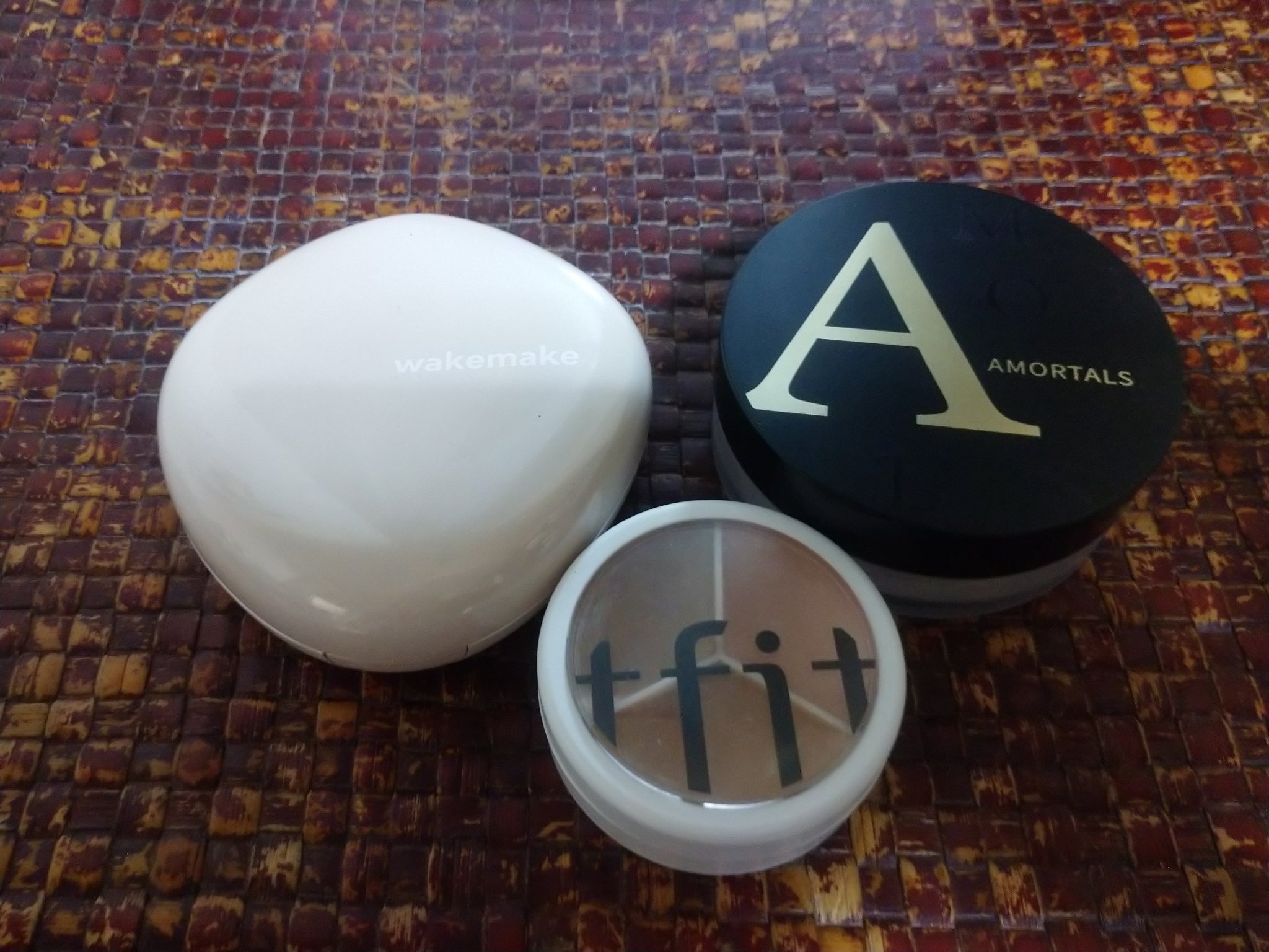 フェイスパウダー/AMORTALS /ルースパウダーを使ったクチコミ（1枚目）