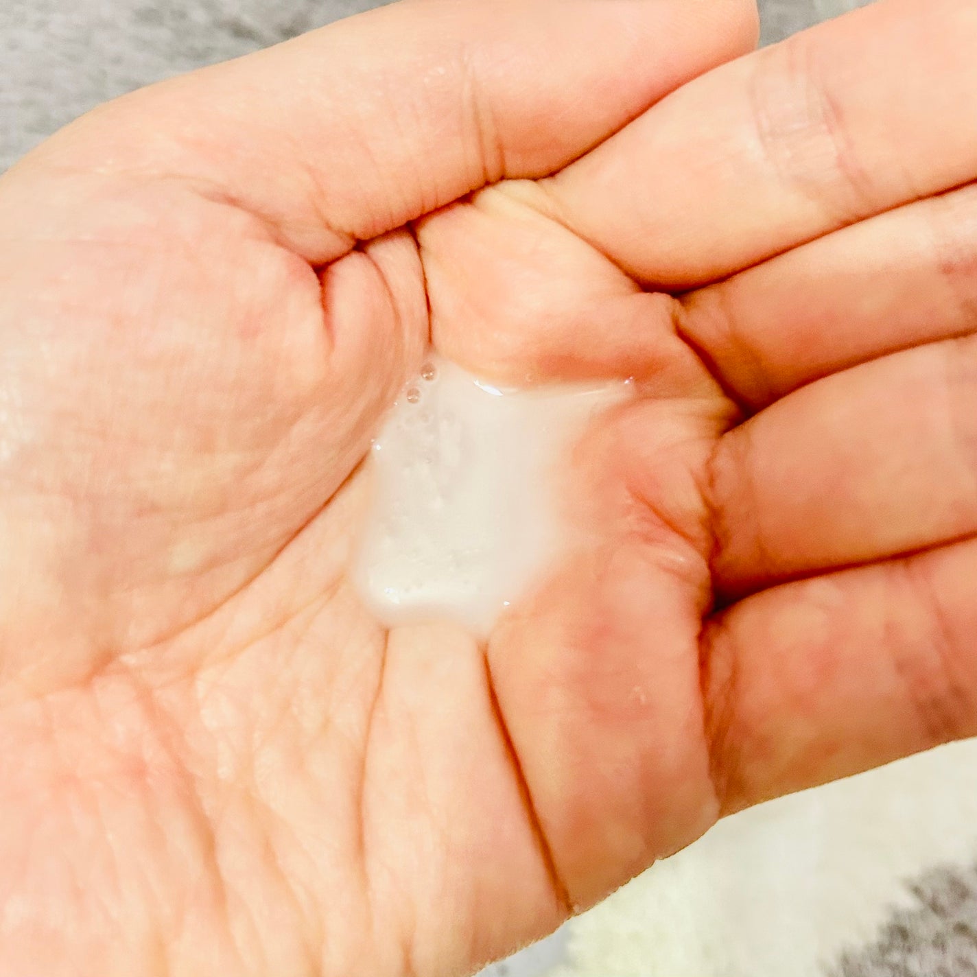 エッセンシャルプレミアム バリアシャンプー・コンディショナー スパークルモイスト/エッセンシャル/市販シャンプーを使ったクチコミ(4枚目)