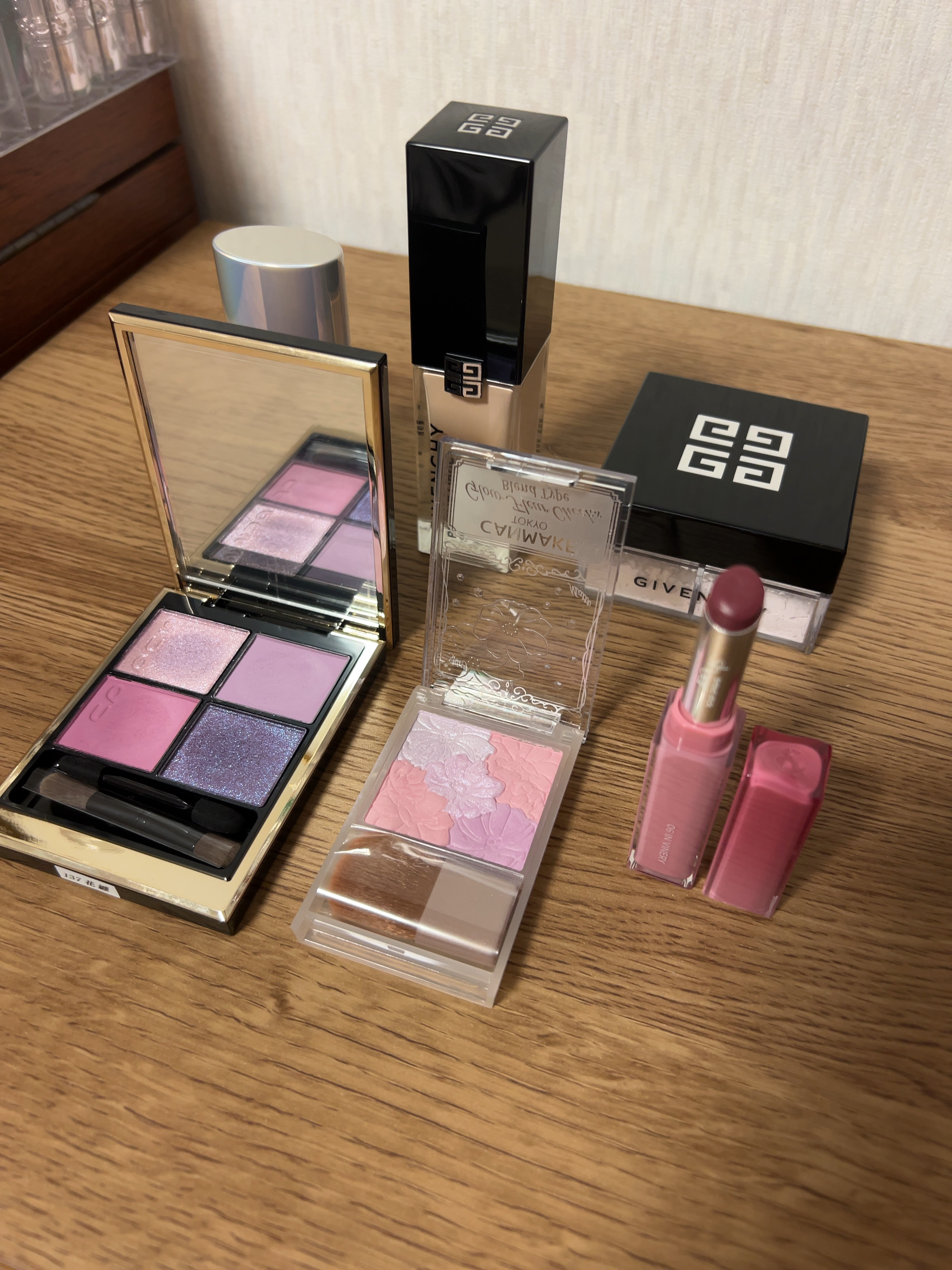 プリズム･リーブル･グロウ･セラム･ ファンデーション 0N/GIVENCHY/リキッドファンデーションを使ったクチコミ（2枚目）