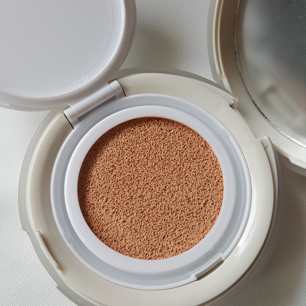 カーミンググロウアップクッションファンデーション バニラ/favs/リキッドファンデーションを使ったクチコミ（3枚目）