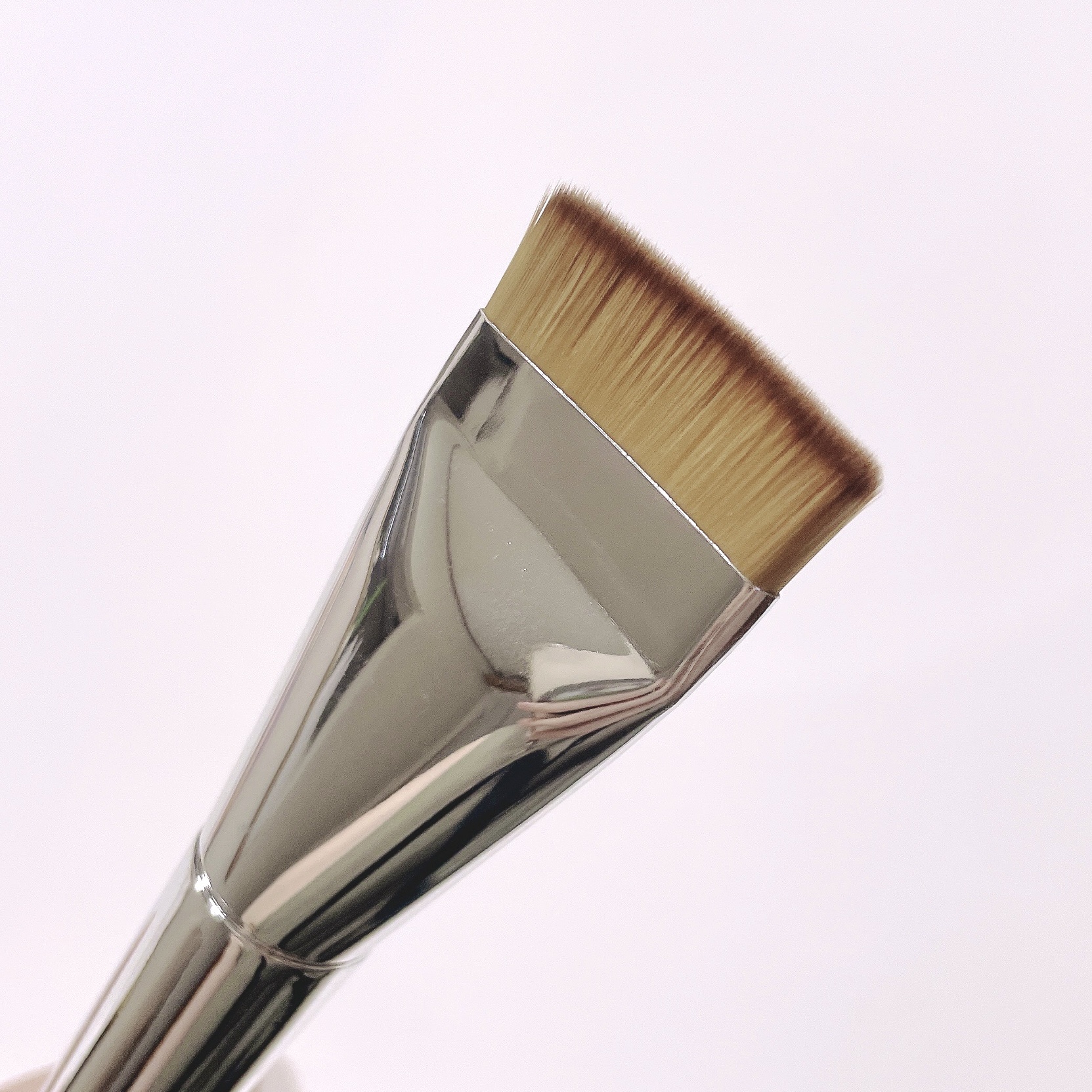 ファンデーション・アイブロウブラシ/Standard Products by DAISO /メイクブラシを使ったクチコミ（3枚目）