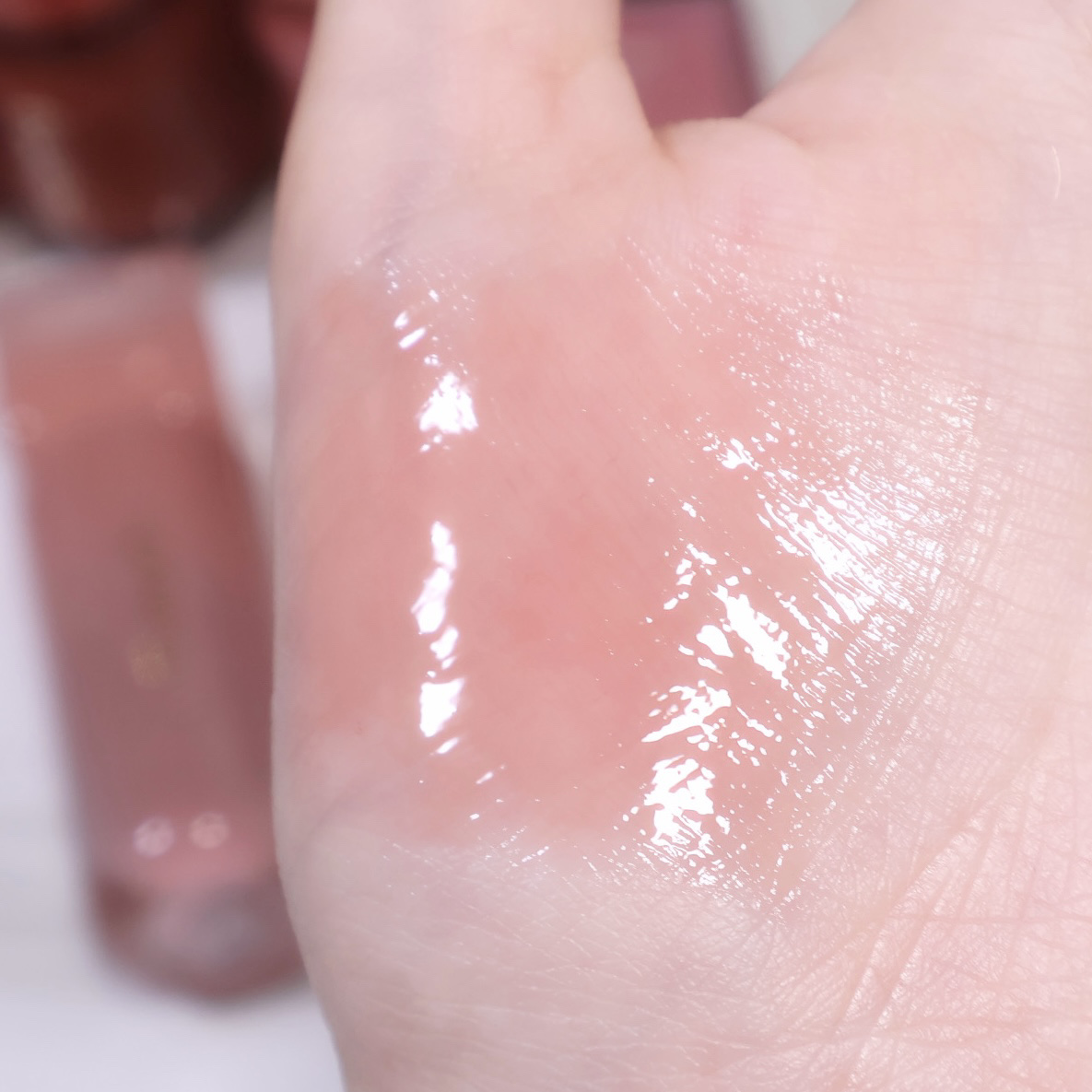 デューステインシアーリップグロス/Milk Touch/リップグロスを使ったクチコミ（1枚目）