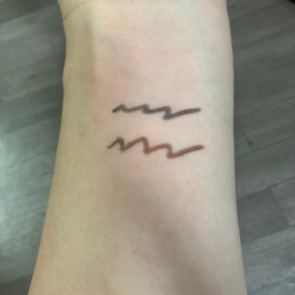 「密着アイライナー」極細クリームペンシル/デジャヴュ/ペンシルアイライナーを使ったクチコミ(1枚目)