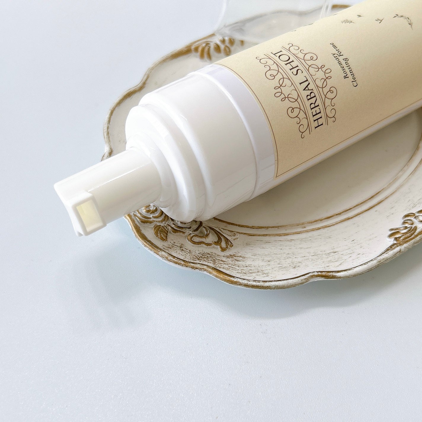 ふわふわ泡クレンジング(ローズマリー)/Herbal Shot/洗顔フォームを使ったクチコミ(2枚目)