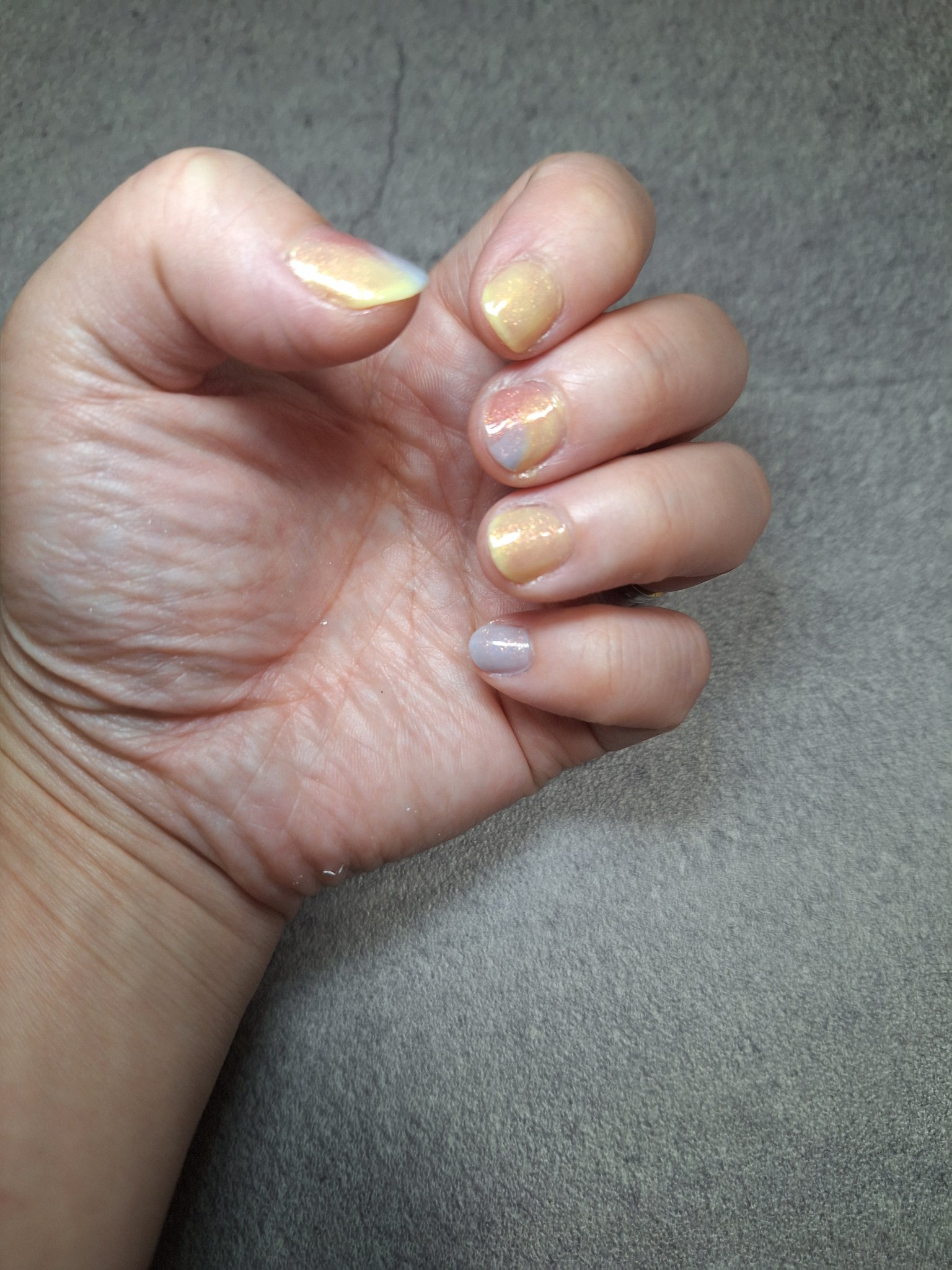 ファンデーションカラーズ/キャンメイク/マニキュアを使ったクチコミ（3枚目）