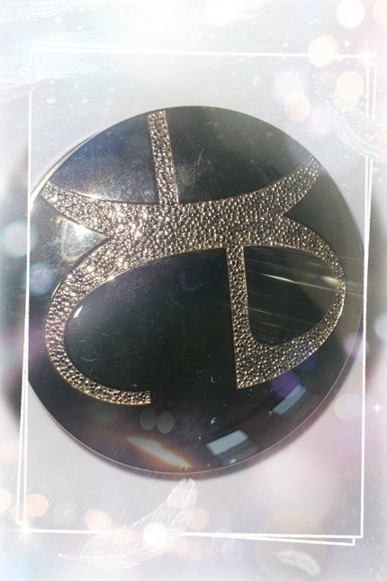 エレガンス ラ プードル オートニュアンス リクスィーズ/Elégance/プレストパウダーを使ったクチコミ(1枚目)