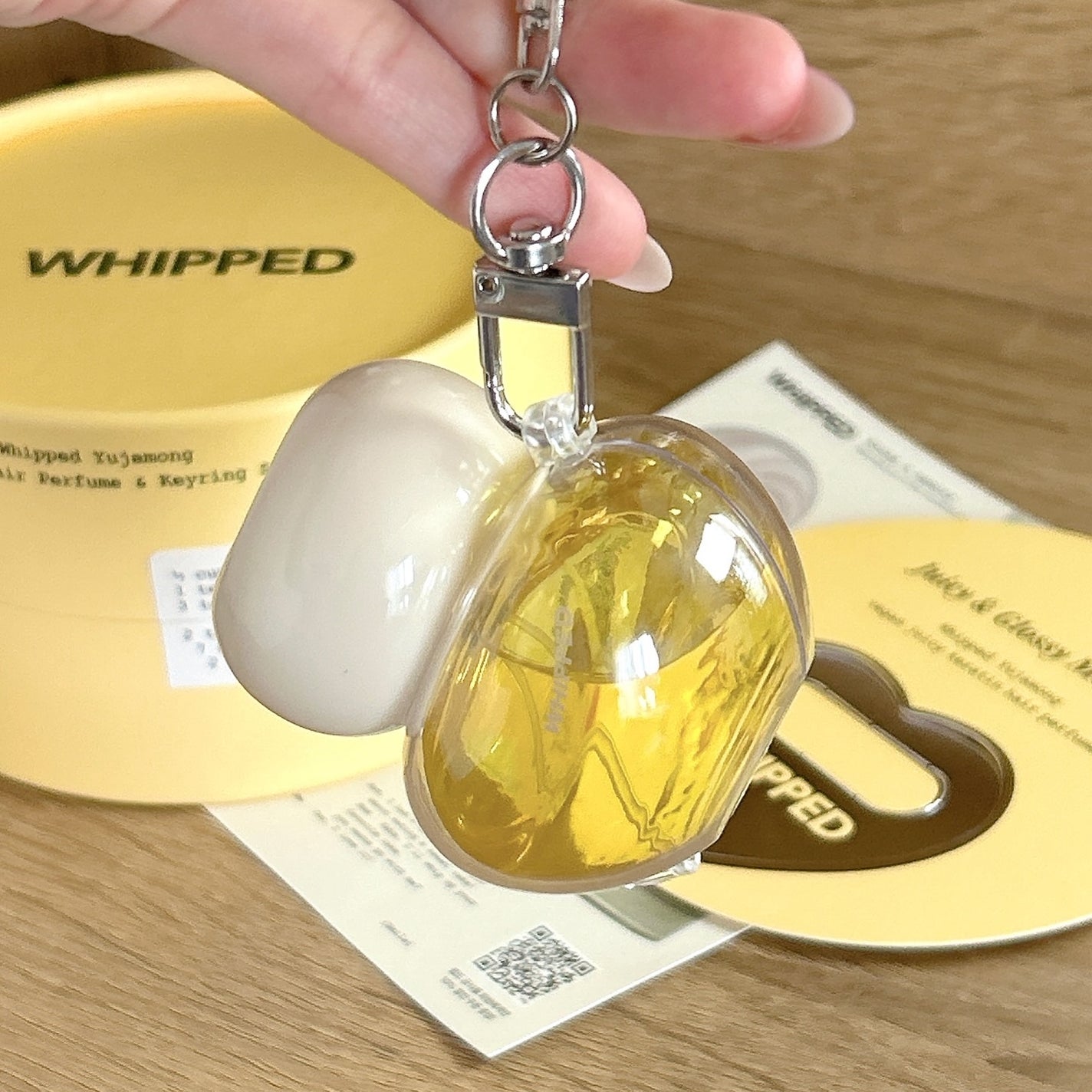 ããð§žâ¡LIPSããŒãã㌠on LIPS ãã話é¡ã®æ°äœð坿ããããŒãªã³ã°ãã¢ãã¹ãð«§âšãWHIPPED..ãïŒ10æç®ïŒ