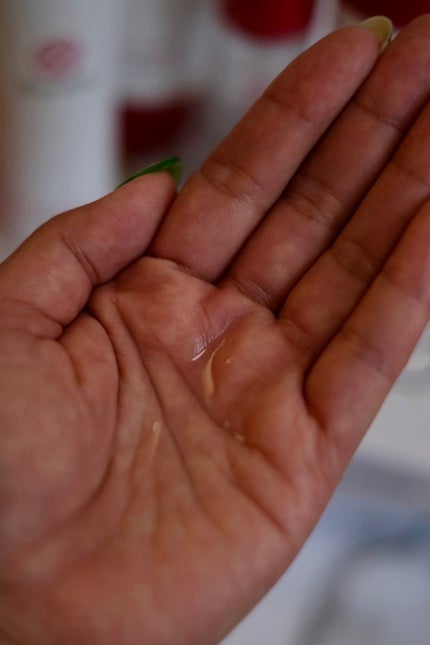 はち on LIPS 「大人肌に、いま必要なのは再起動スキンケア。毎日頑張る私たちに必..」(4枚目)