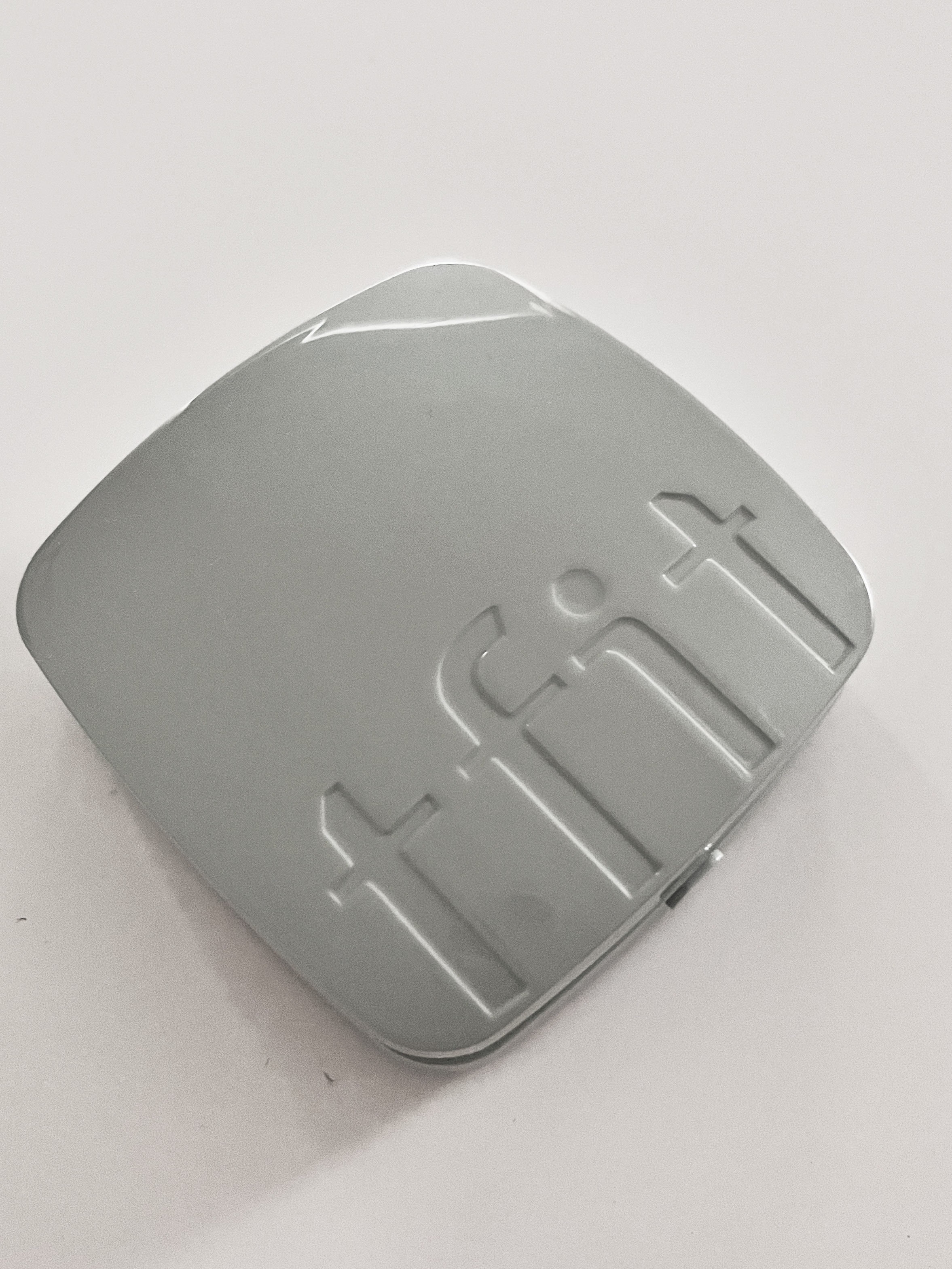 断捨離記録

ついこの間の#Qoo10メガ割 で買ったばかりですが？？
冗談じゃ無いくらい顔白浮きしてて外出先でビビった。全然馴染まないじゃん。
あまりの白浮きに顔上げて歩けなかった。

自分には合いません

#Qoo10メガ割 
#TFI