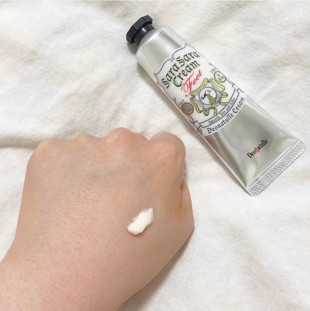 薬用足指さらさらクリーム/デオナチュレ/デオドラント・制汗剤を使ったクチコミ（2枚目）