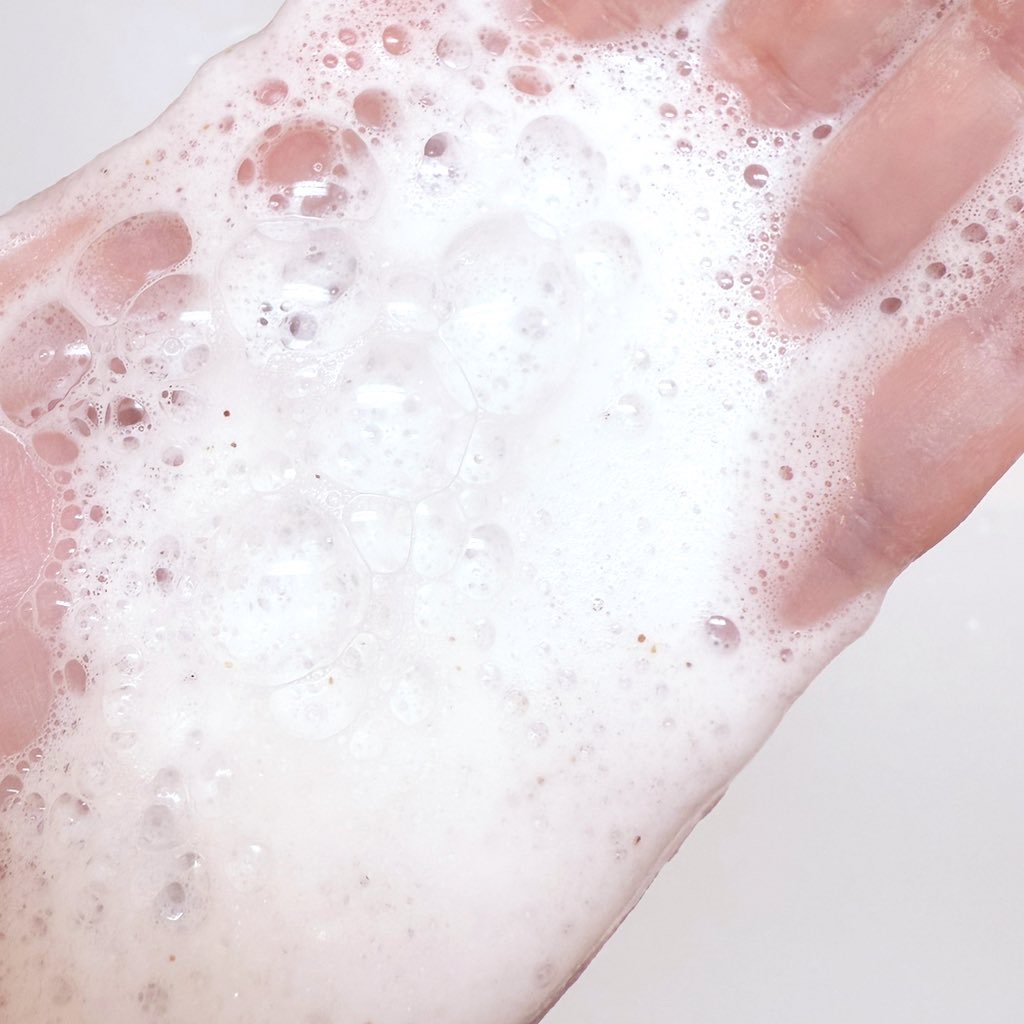 BnD マシュマロ コラーゲン AHA スクラブ /BnD/ボディスクラブを使ったクチコミ（3枚目）