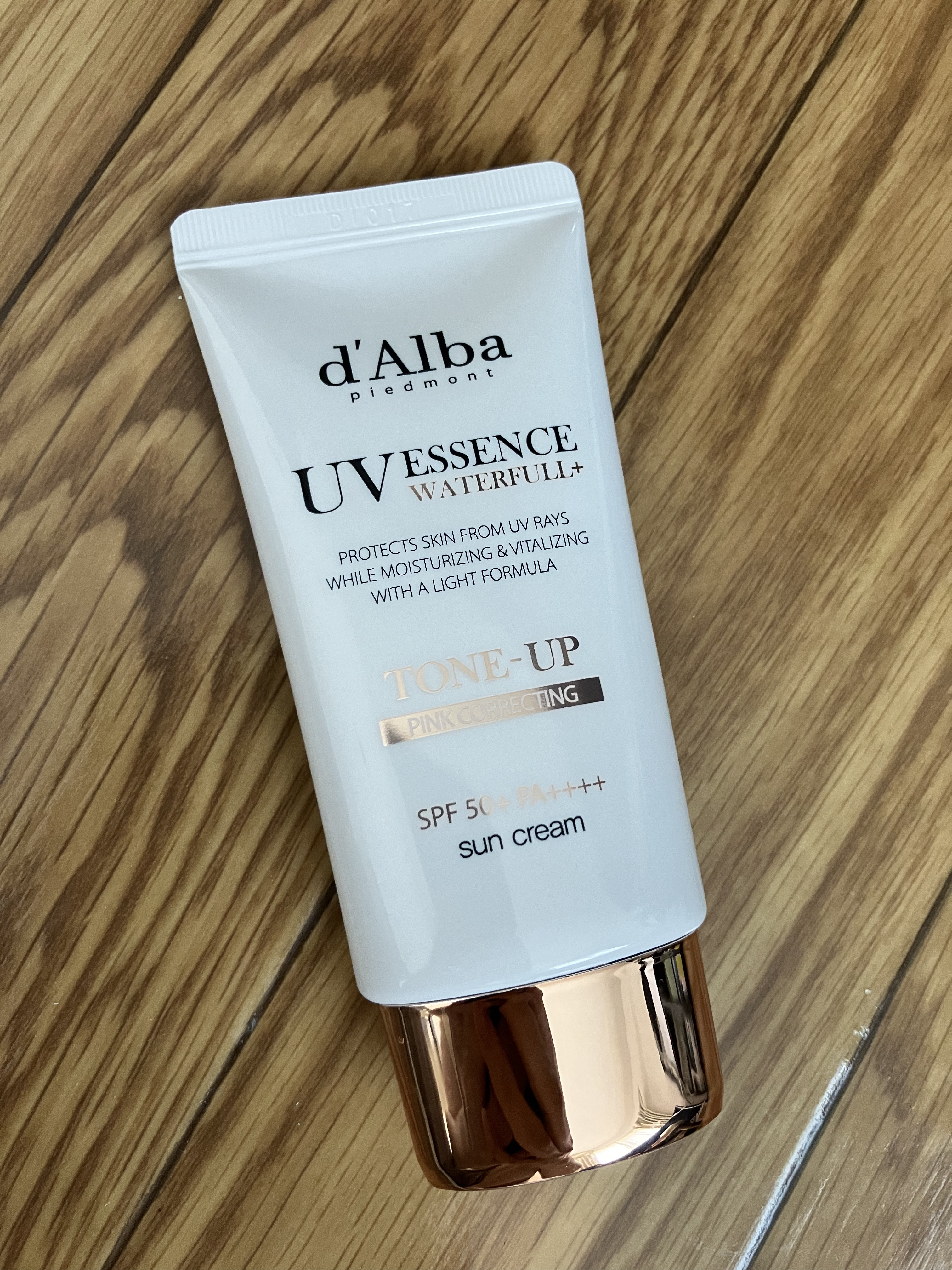 ウォータフルトーンアップサンクリーム/ダルバ/日焼け止めクリームを使ったクチコミ（1枚目）