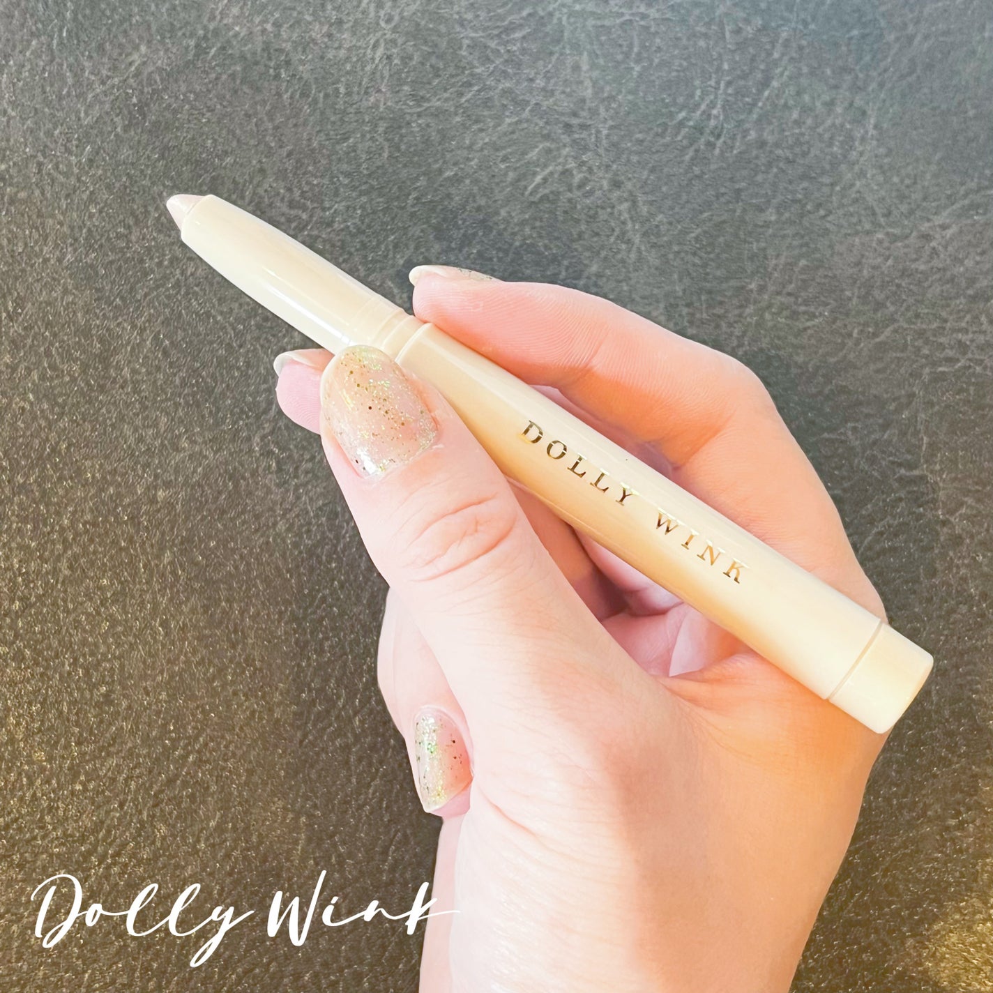 スティックラメシャドウ/ドーリーウインク/スティックアイシャドウを使ったクチコミ(2枚目)