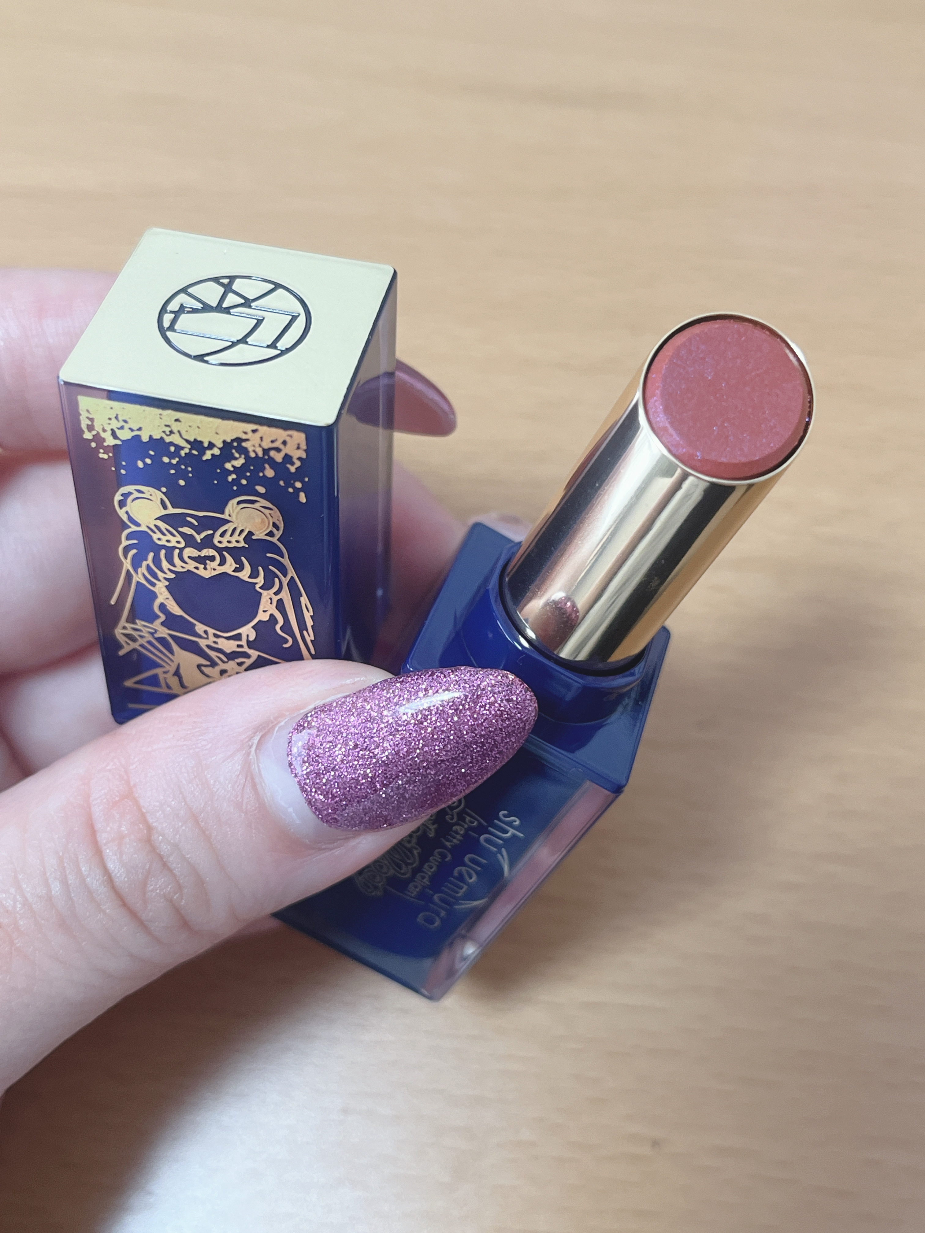 ルージュ アンリミテッド アンプリファイド ラッカー/shu uemura/口紅を使ったクチコミ（2枚目）