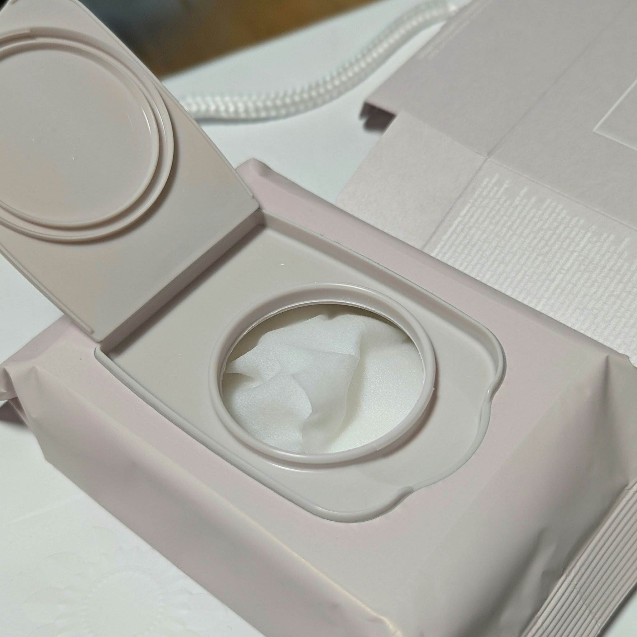 イドラクラリティ トリートメントエッセンス イルミネイティング マスク /DECORTÉ/シートマスク・パックを使ったクチコミ（2枚目）