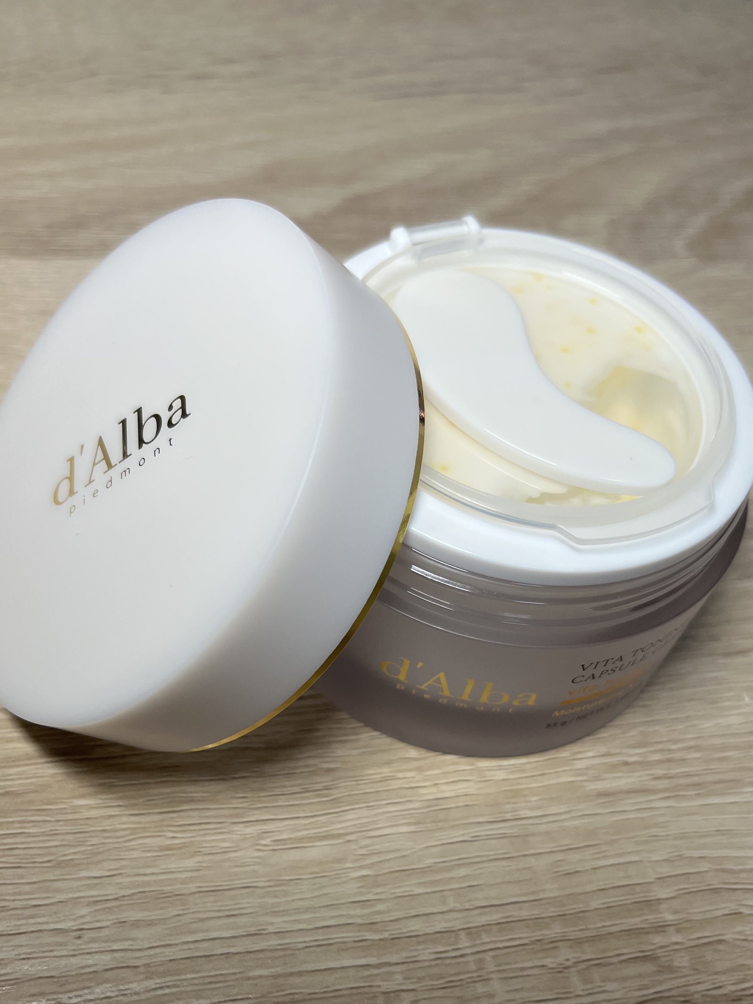 ビタトーニングカプセルクリーム/ダルバ/フェイスクリームを使ったクチコミ（3枚目）