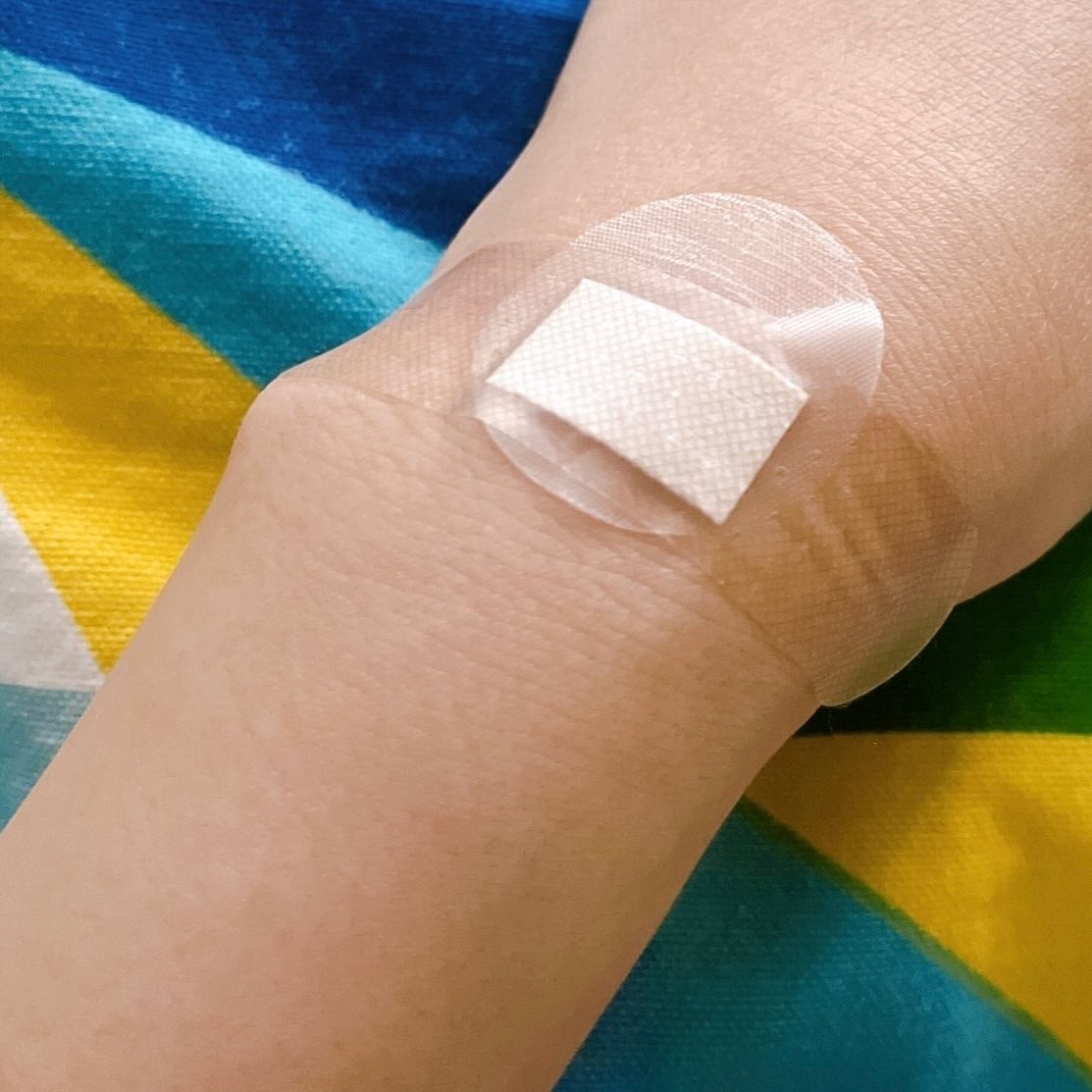 ひとりコスメ部 フォロバ100 on LIPS 「虫刺されが凄い多いのでこれ買ってみた。貼るタイプのパッチ。#ヒ..」(4枚目)