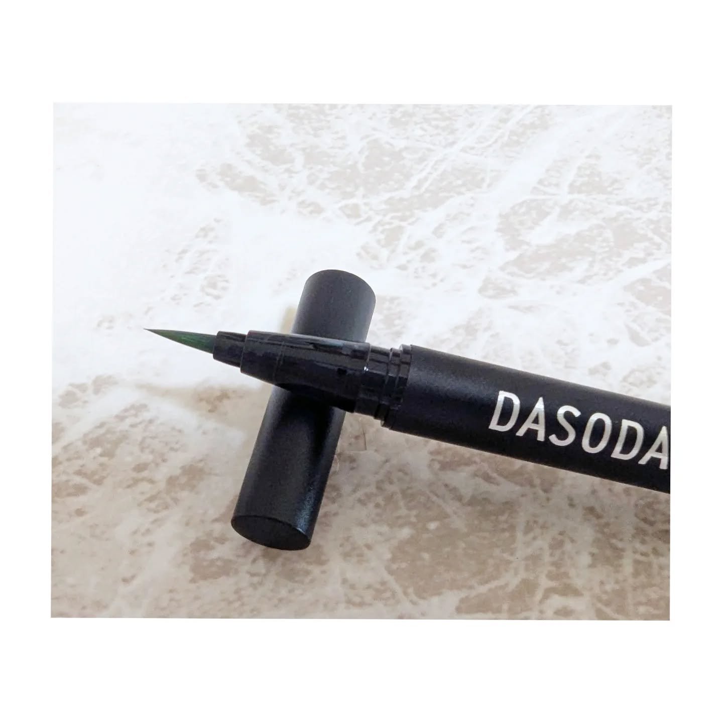 ダソダ プロフェッショナル リキッドアイライナー/DASODA/リキッドアイライナーを使ったクチコミ（3枚目）