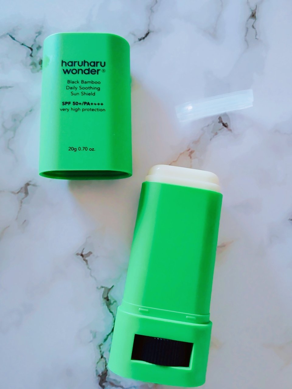 ブラックバンブーデイリー スージングサンシールド 20g SPF 50+/PA++++/haruharu wonder/日焼け止めスティックを使ったクチコミ（1枚目）
