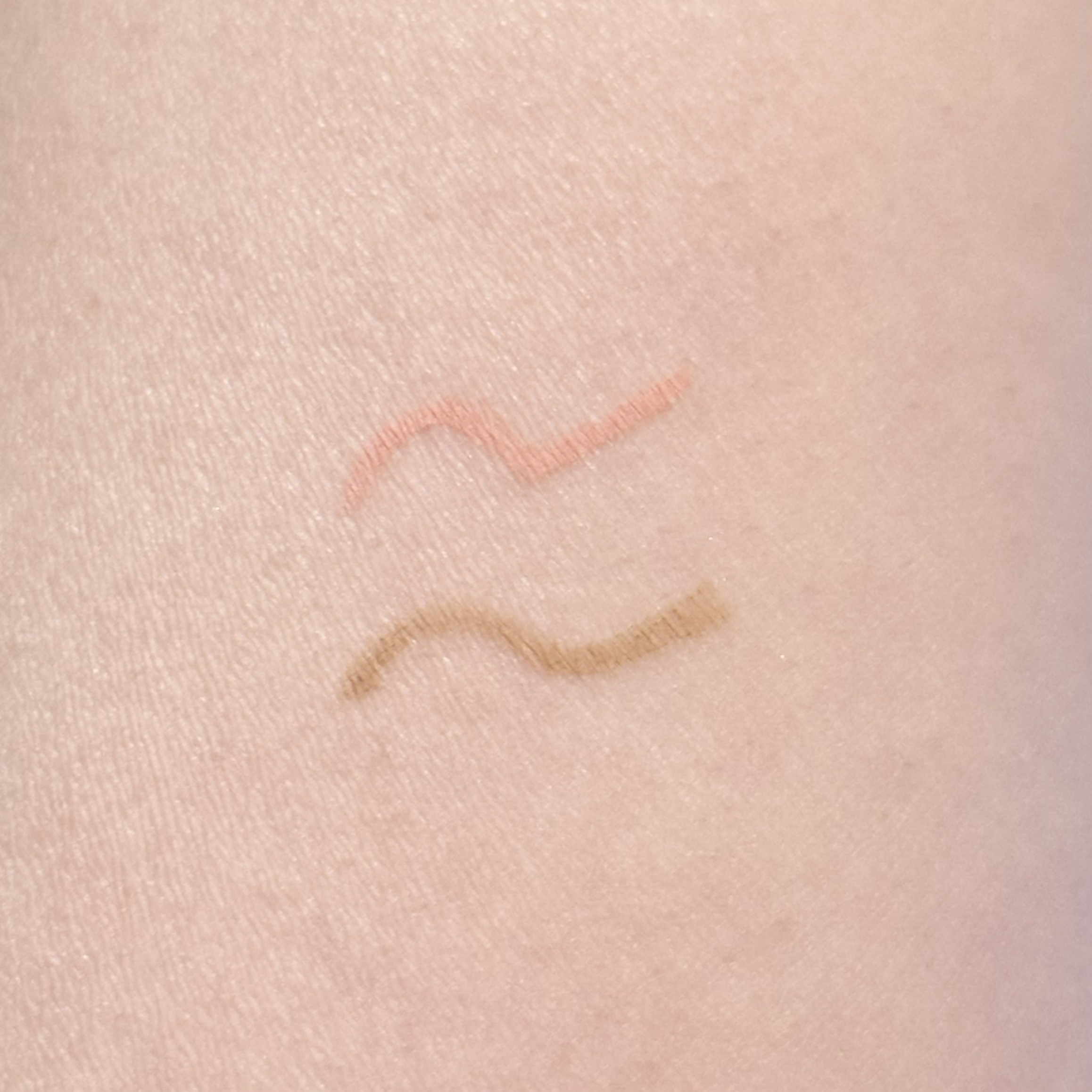 ウォータープルーフ スリム アイライナー 桃花ピンク/Tooq/ジェルアイライナーを使ったクチコミ（3枚目）