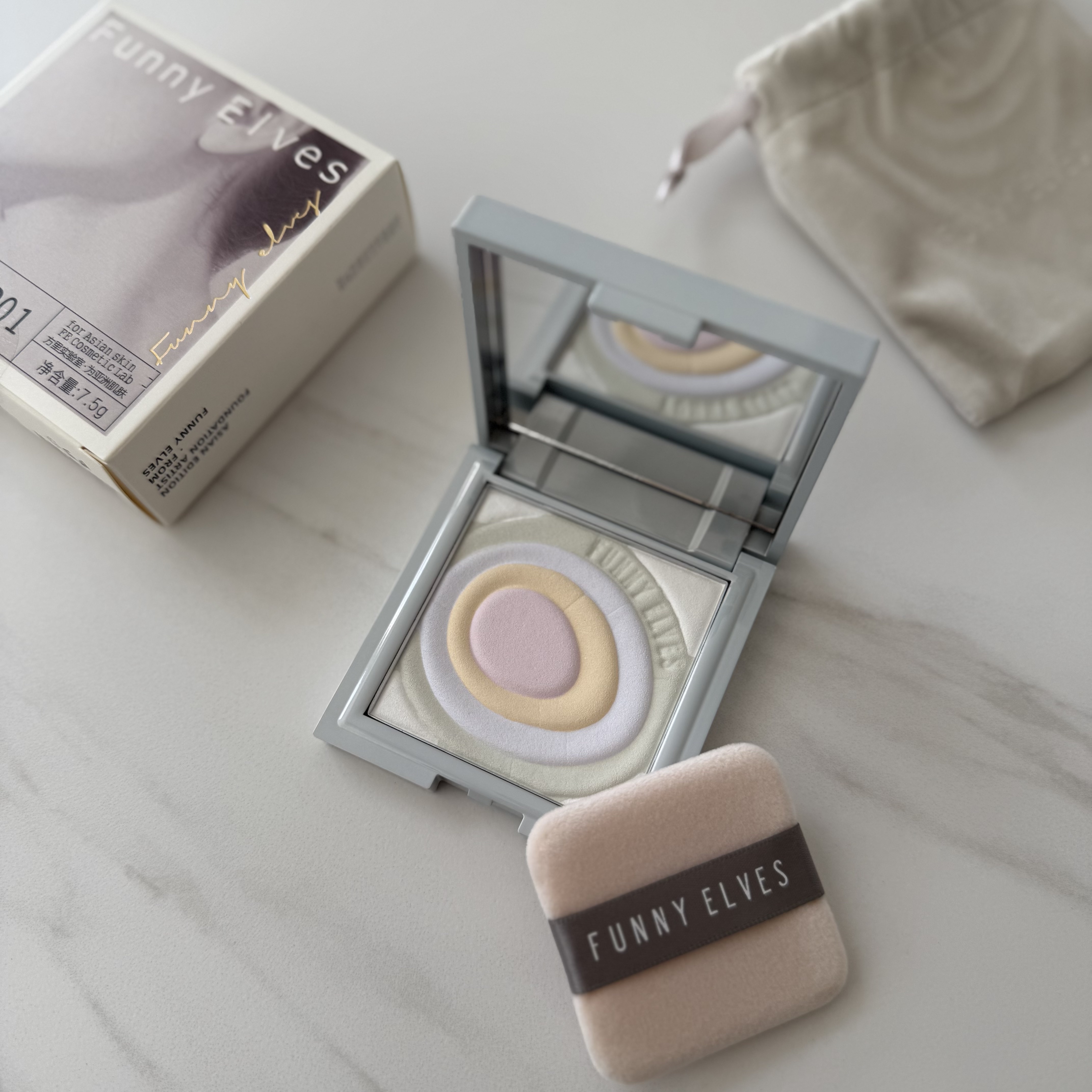 ネビュラ プレストパウダー/FUNNY ELVES方里/プレストパウダーを使ったクチコミ（1枚目）