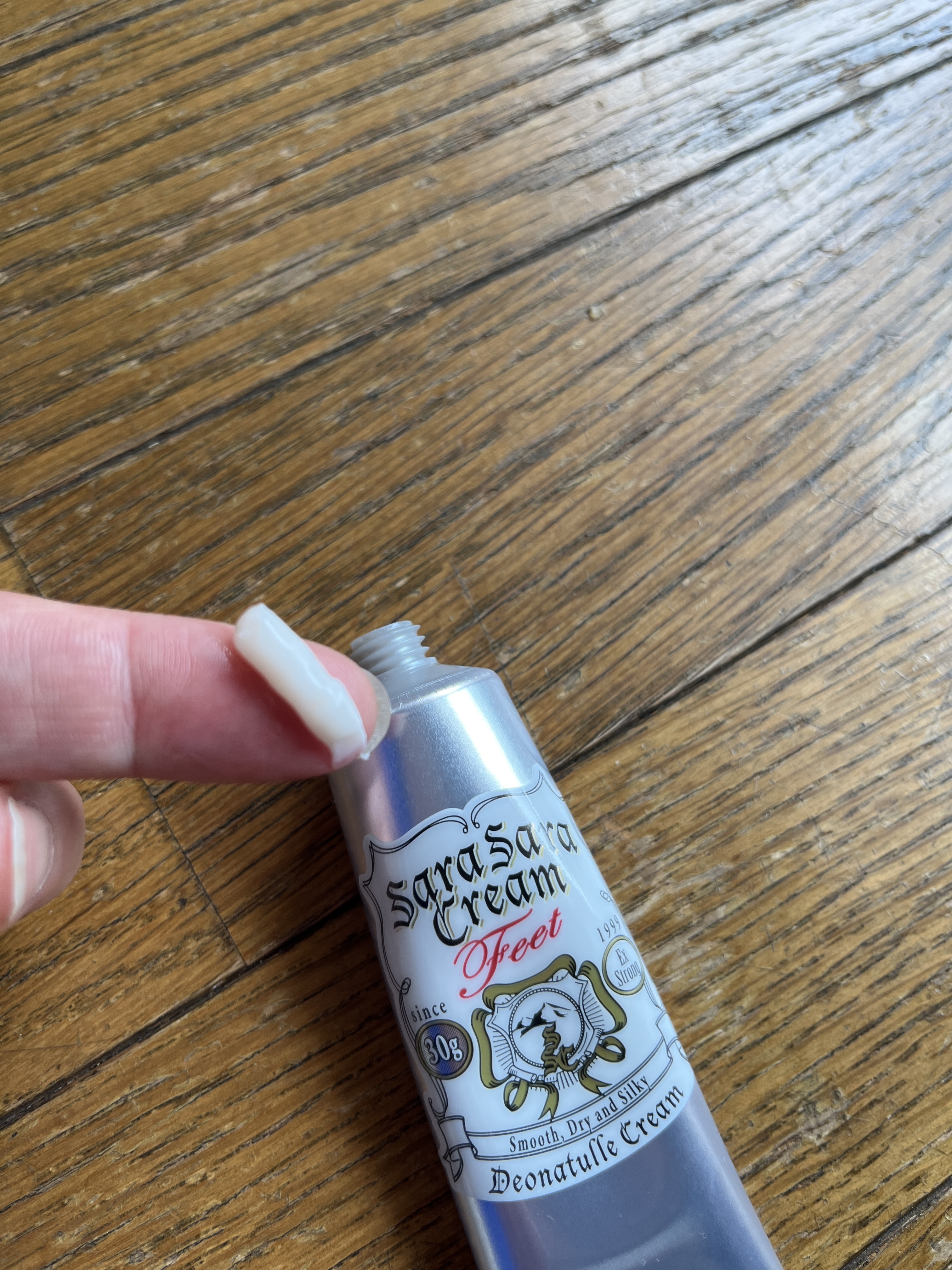 薬用足指さらさらクリーム/デオナチュレ/デオドラント・制汗剤を使ったクチコミ（3枚目）