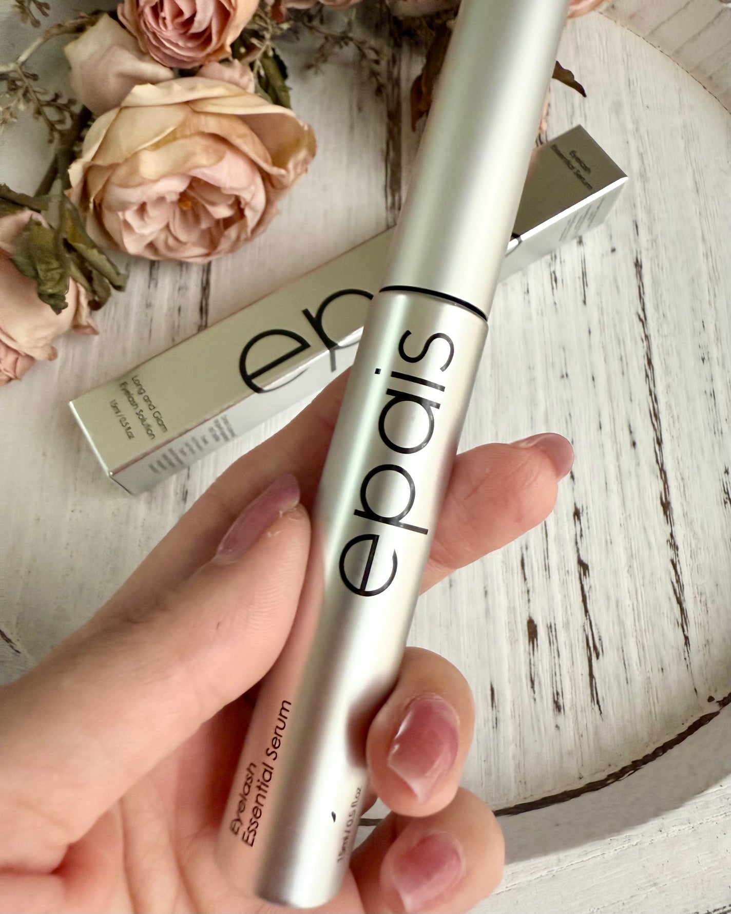 アイラッシュエッセンシャルセラム/epais/まつげ美容液を使ったクチコミ(1枚目)