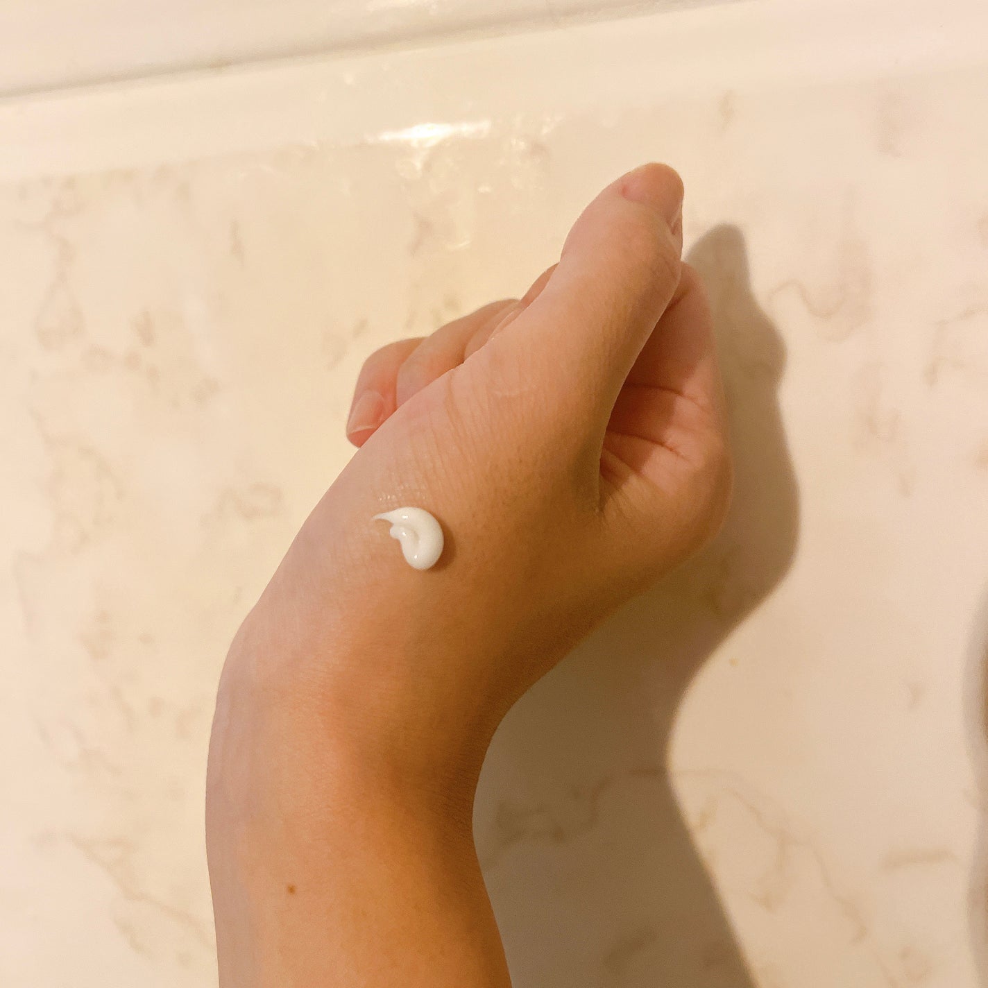 ウミツバメの巣W+アイクリーム/SNP/アイケア・アイクリームを使ったクチコミ(2枚目)