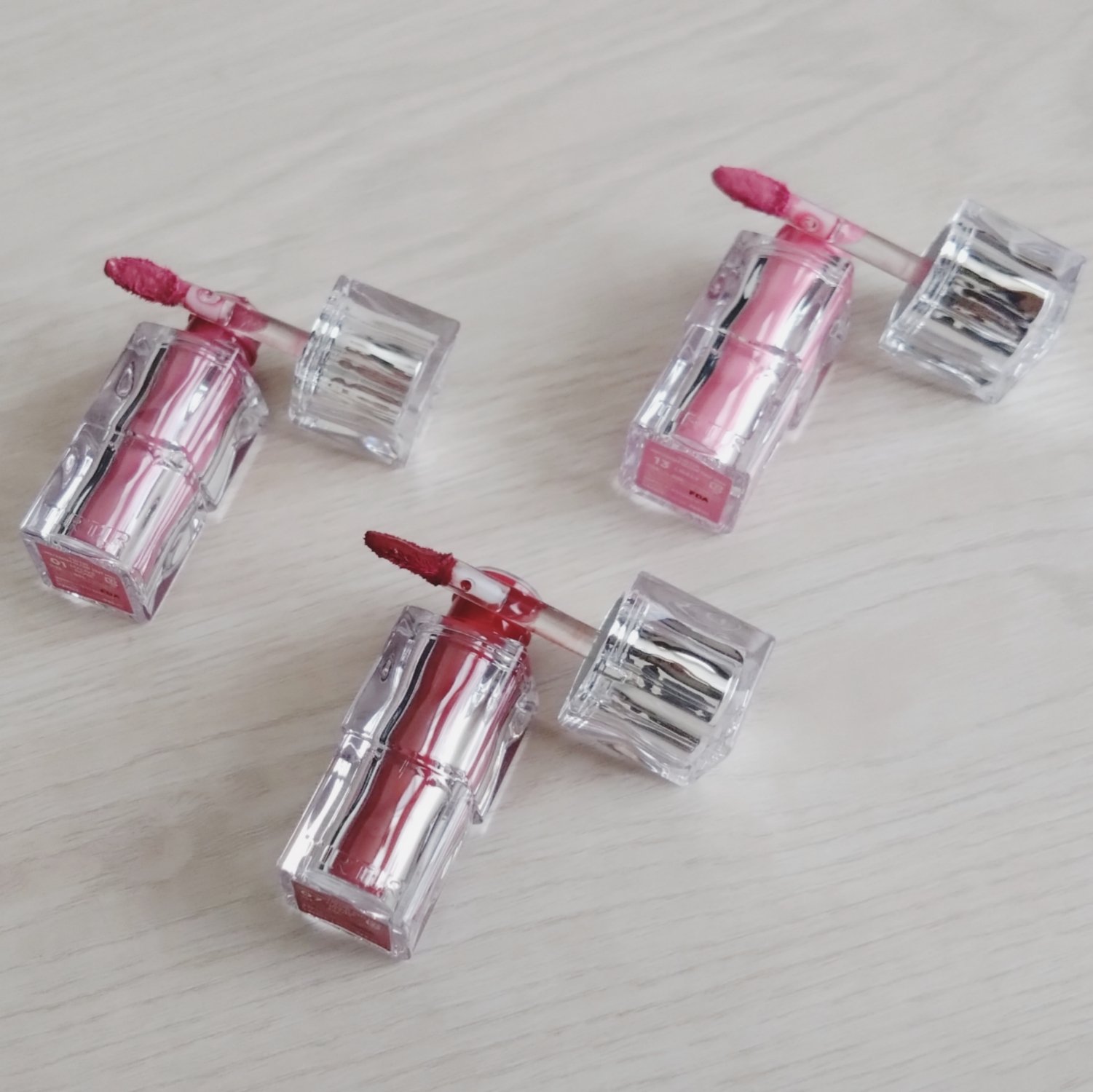 ウォーターリズムグロウティント 07 CASSIS PLUM（ミニ）/TIRTIR(ティルティル)/リップティントを使ったクチコミ（3枚目）