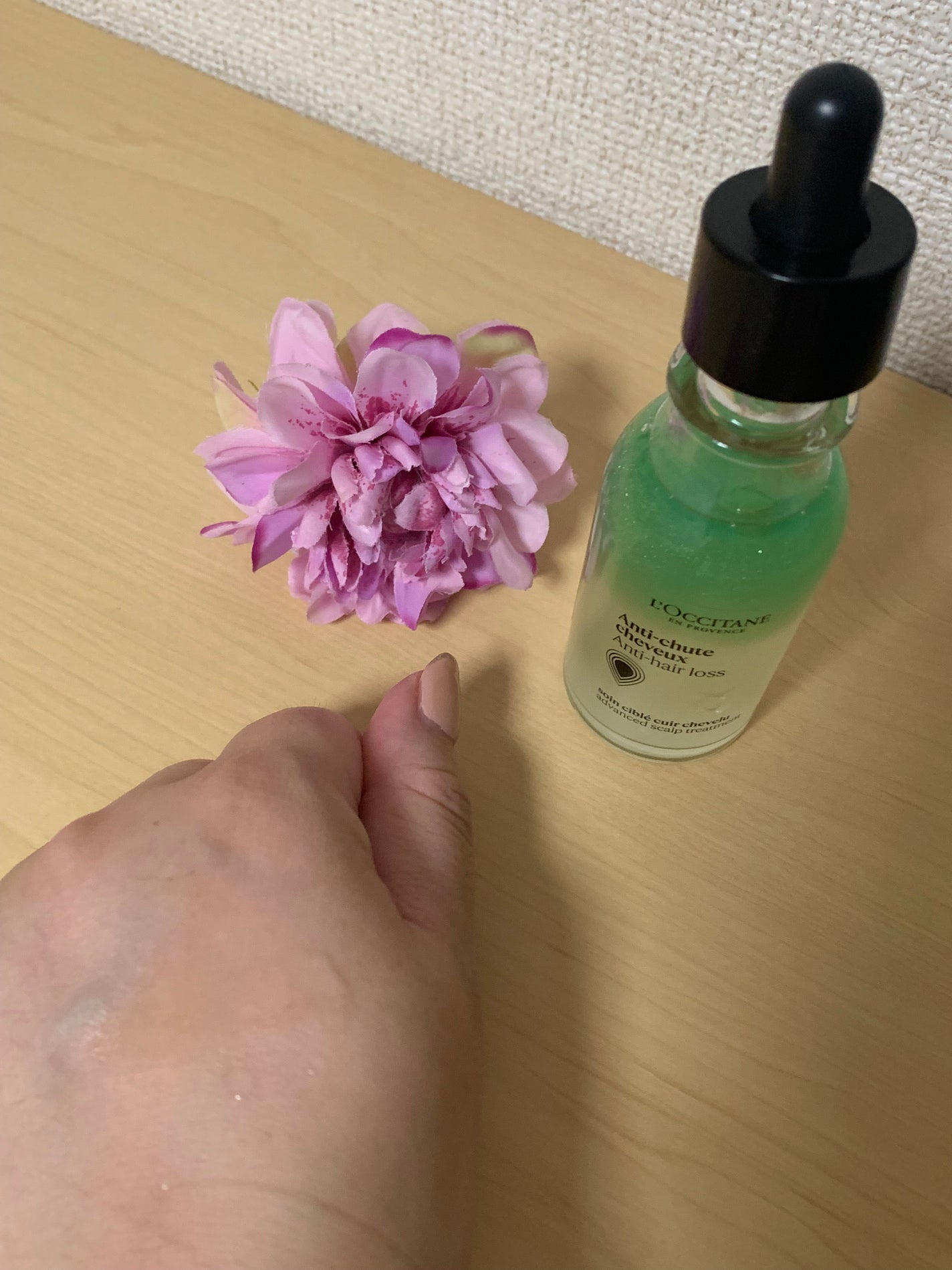 薬用 メディカル アンチヘアロスセラム/L'OCCITANE/頭皮ローションを使ったクチコミ(2枚目)