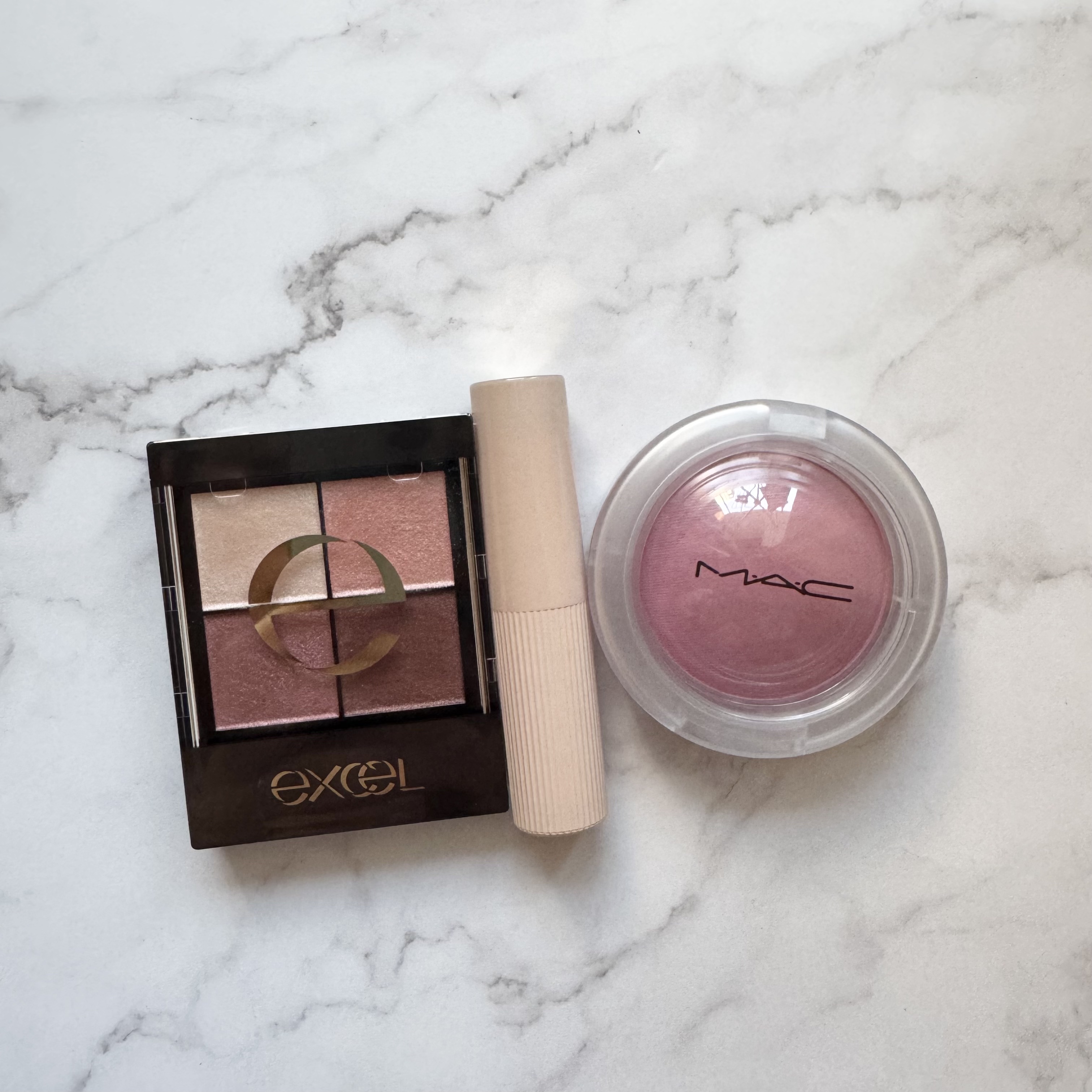 リアルクローズシャドウ/excel/アイシャドウパレットを使ったクチコミ（1枚目）