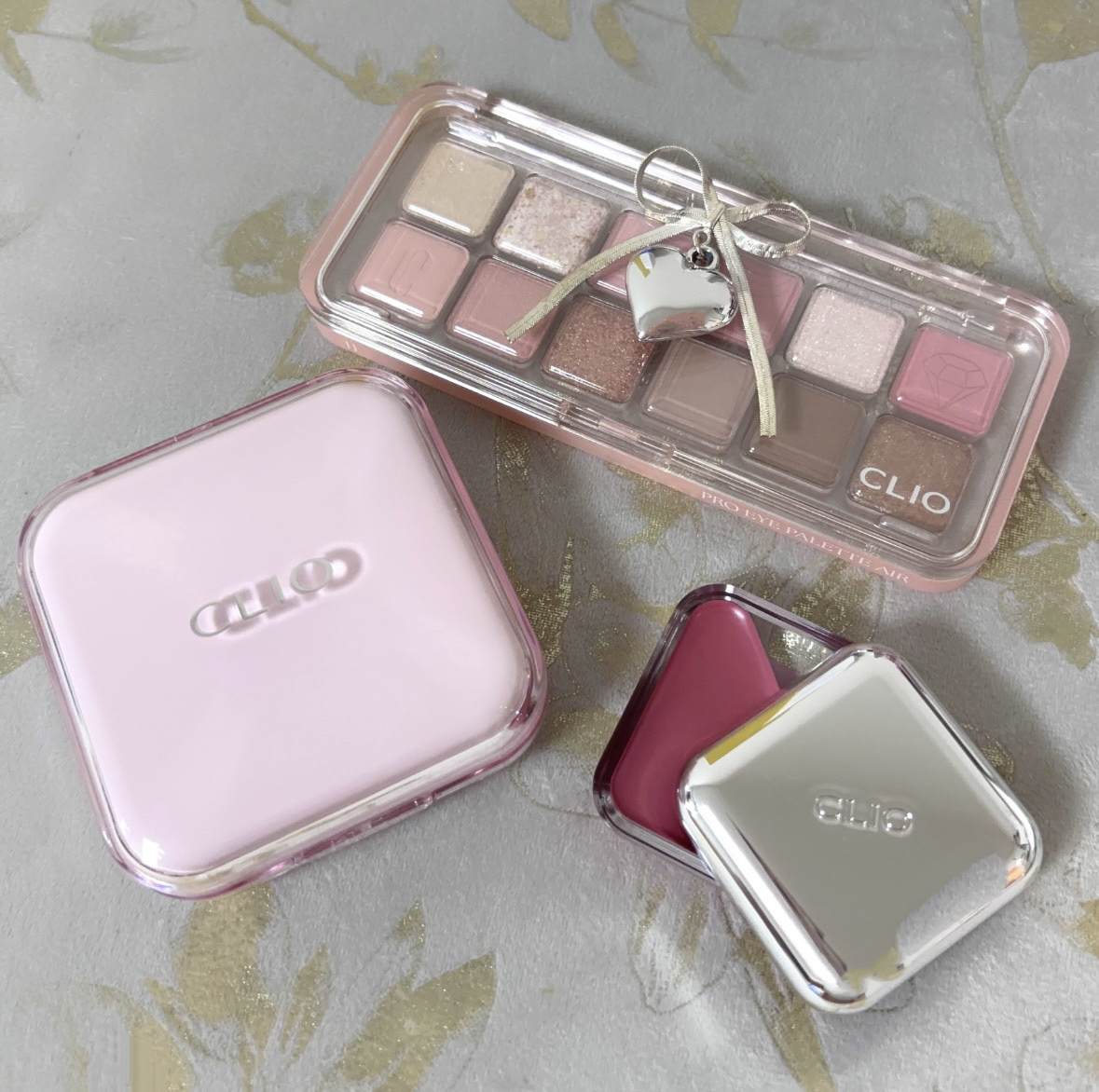 エッセンシャル リップチーク タップ/CLIO/ジェル・クリームチークを使ったクチコミ（3枚目）