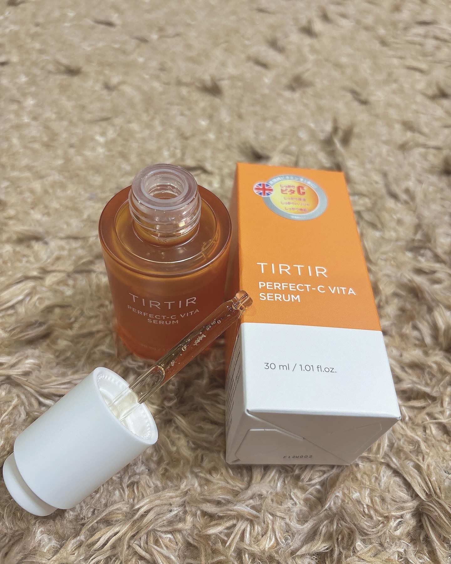 大好きな韓国コスメブランドの
✨️ティルティル✨️から発売中の
PERFECT-C VITA SERUM
(パーフェクトシービタセラム) 

化粧水やクリーム、化粧下地やファンデーション、
コンシーラーやルースパウダー、リップグロス、
そし