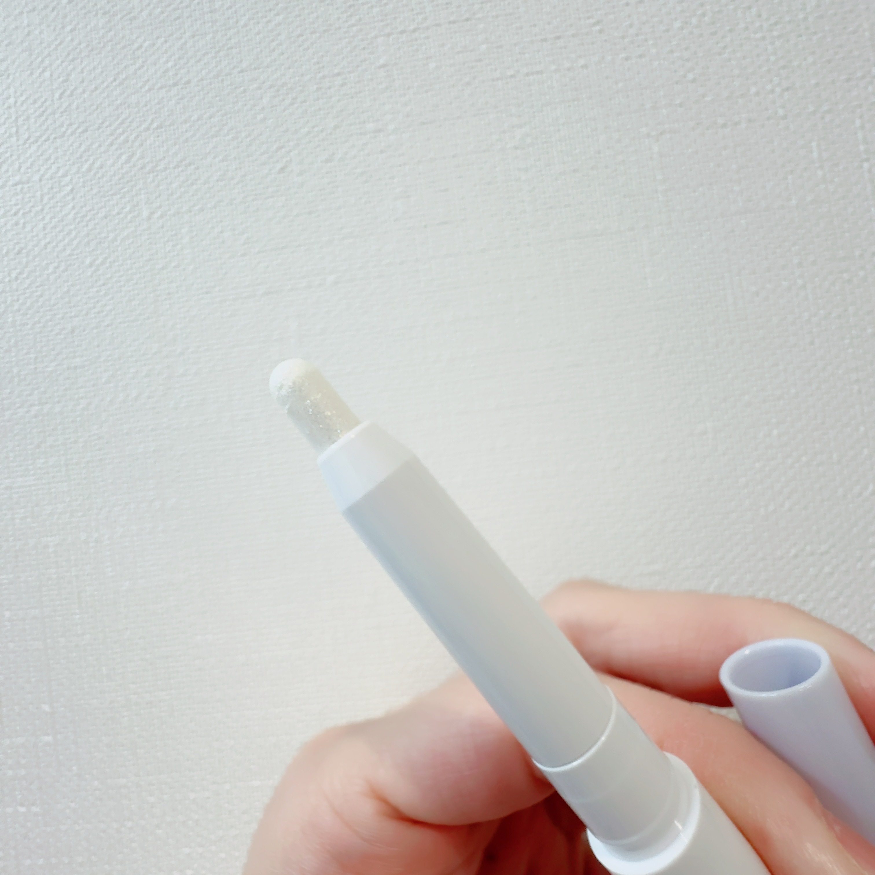 i'm Stick Shadow Glitterr/i’m meme/スティックアイシャドウを使ったクチコミ（3枚目）