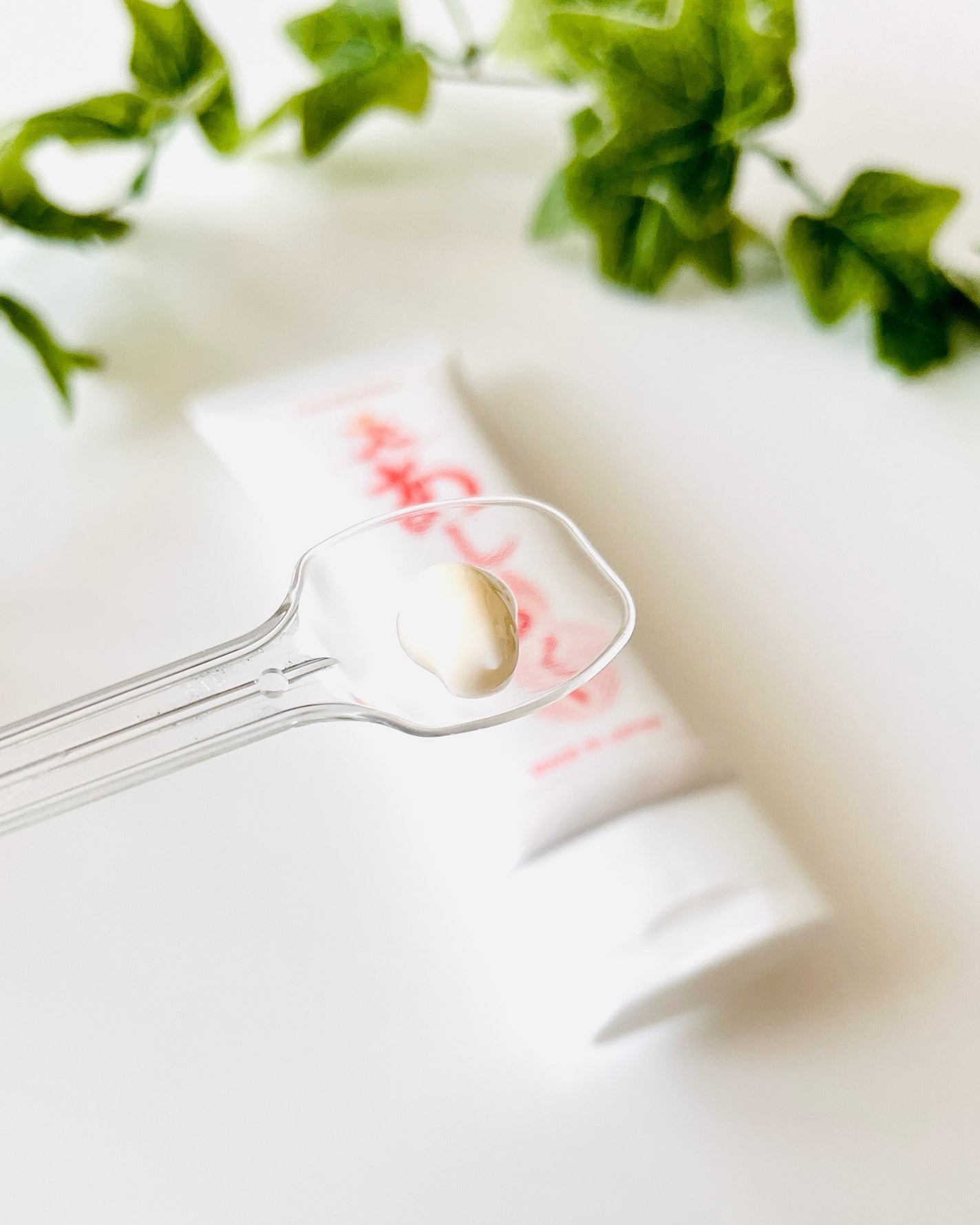 かなみ@フォロバ on LIPS 「【あしらくジェルクリーム】夏になるとサンダルを履くことが多くな..」(3枚目)