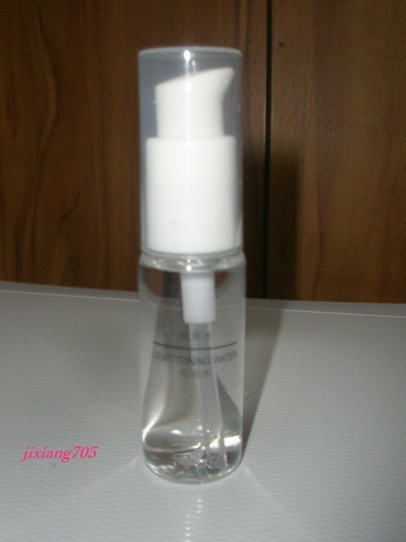 桃セラミド配合化粧水/DAISO/化粧水を使ったクチコミ(5枚目)