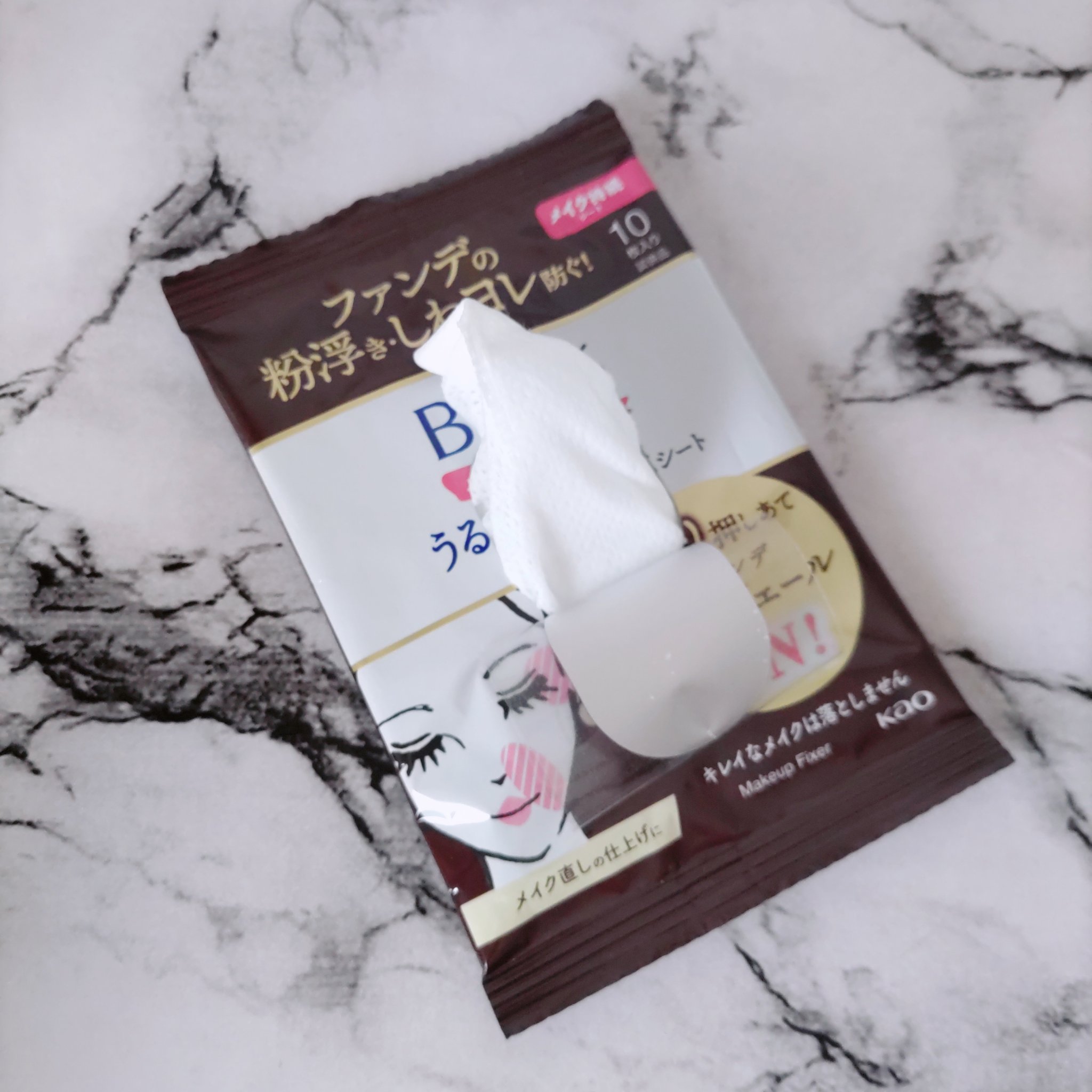 ビオレメイクの上からうるピタ肌持続シート/ビオレ/フェイスシートを使ったクチコミ（3枚目）