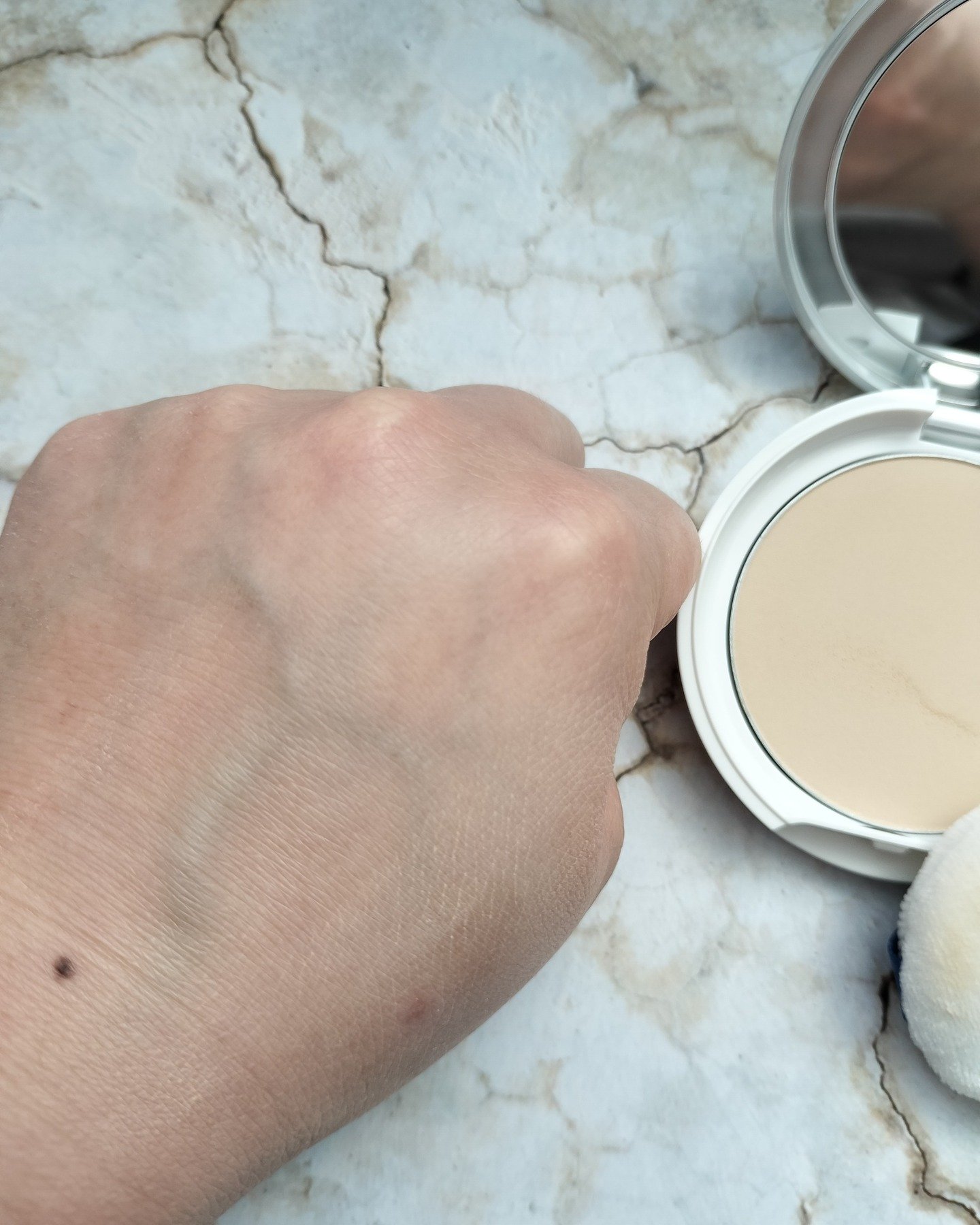 トランシーノ薬用ＵＶパウダーＥＸ/トランシーノ/日焼け止めパウダーを使ったクチコミ（3枚目）