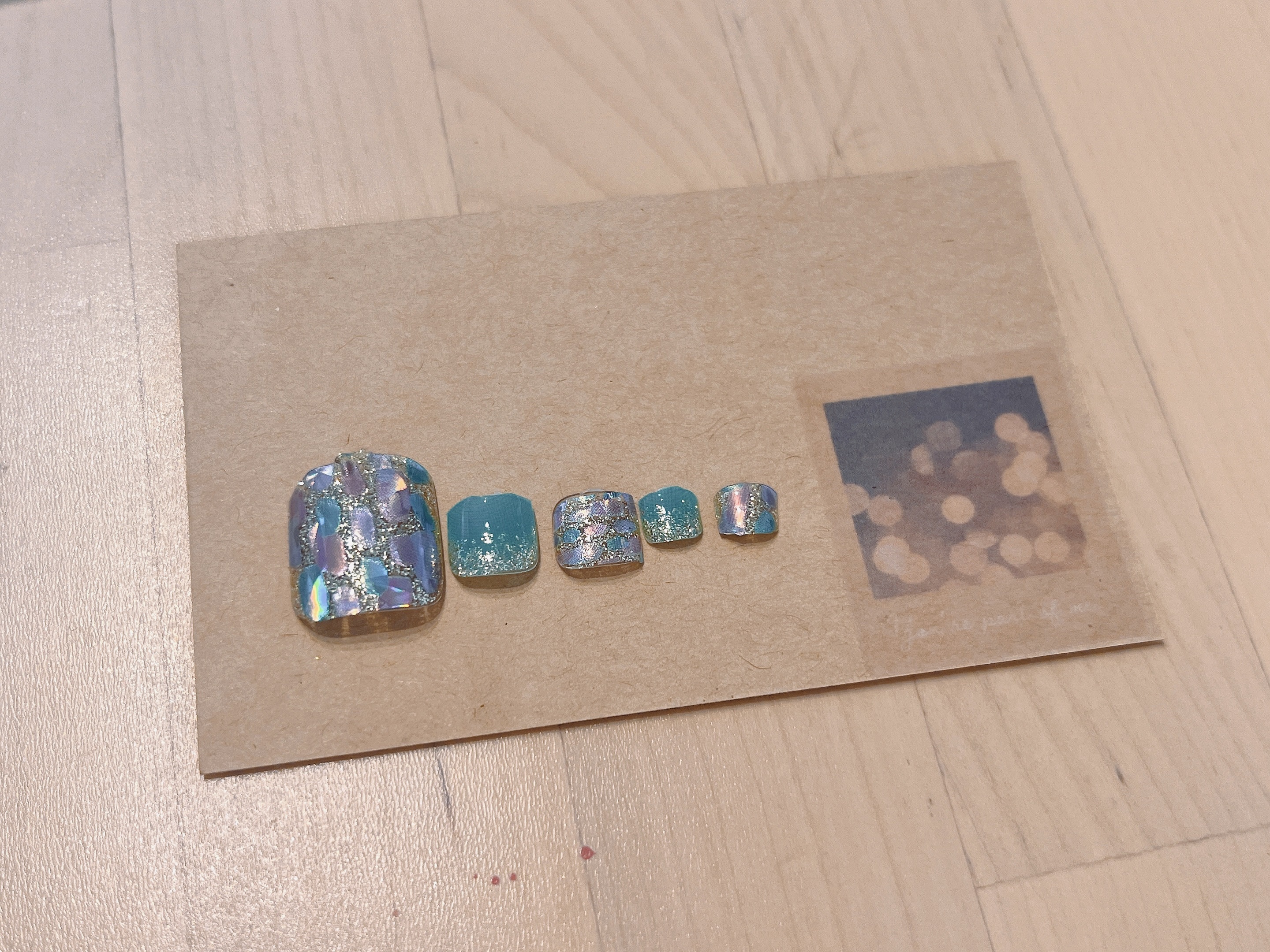 貼るジェルネイル/セリア/ネイルシールを使ったクチコミ（2枚目）