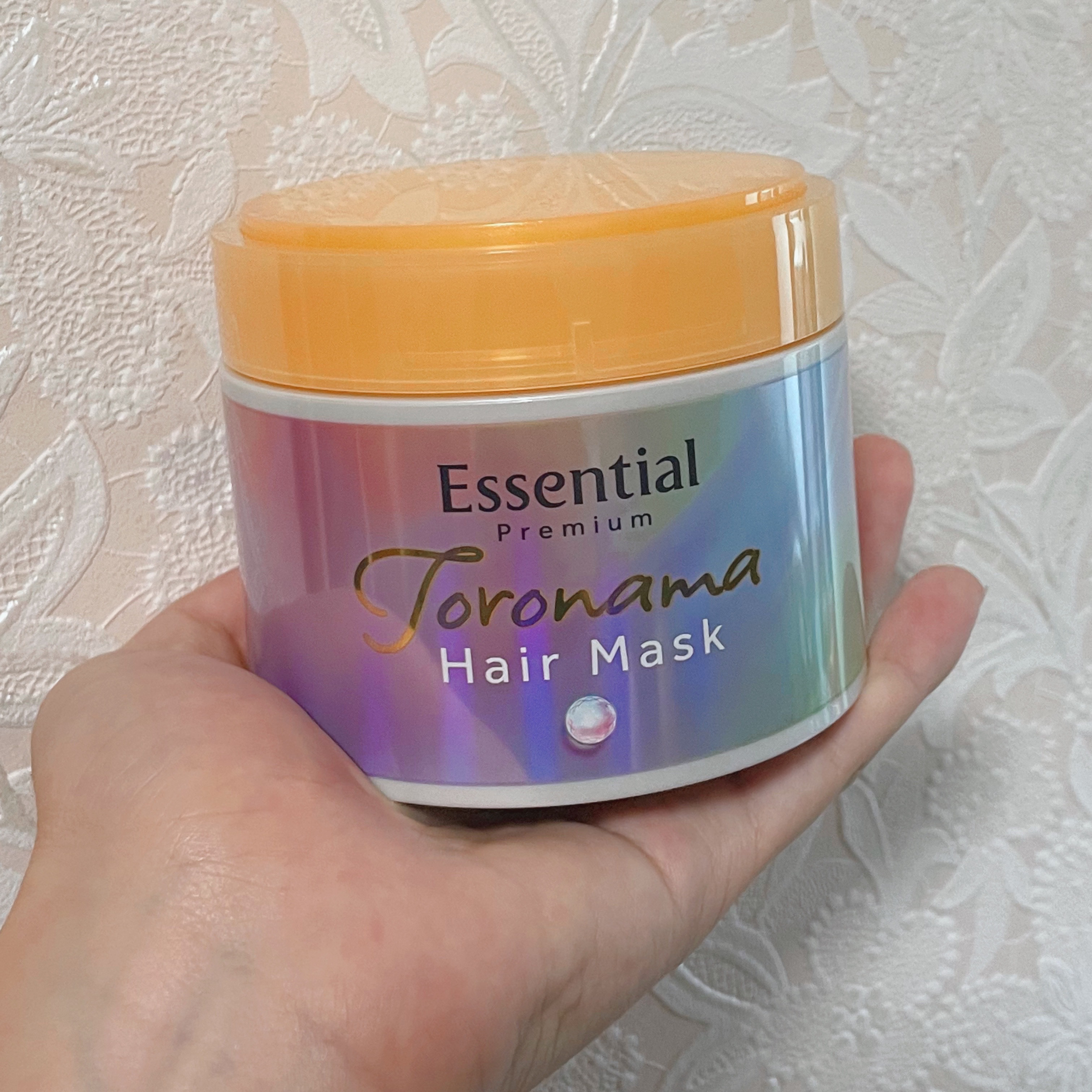 エッセンシャル
エッセンシャルプレミアム とろ生ヘアマスク
¥1,650


提供いただきました！
とにかくトゥルントゥルンになります！！
ダメージがちょっと気になっている自分にとってすごくお気に入りです！
香りも強すぎず、好みの感じで助か