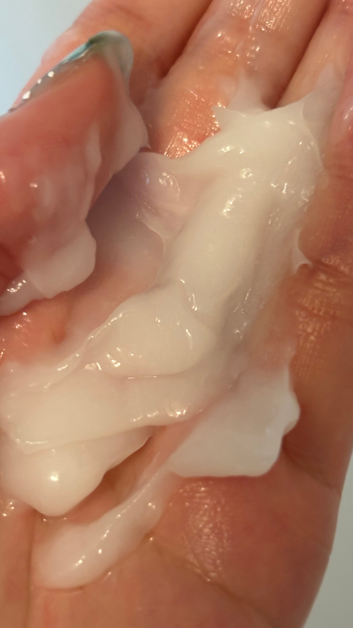 エッセンシャルプレミアム バリアシャンプー・コンディショナー スパークルモイスト/エッセンシャル/市販シャンプーを使ったクチコミ(4枚目)