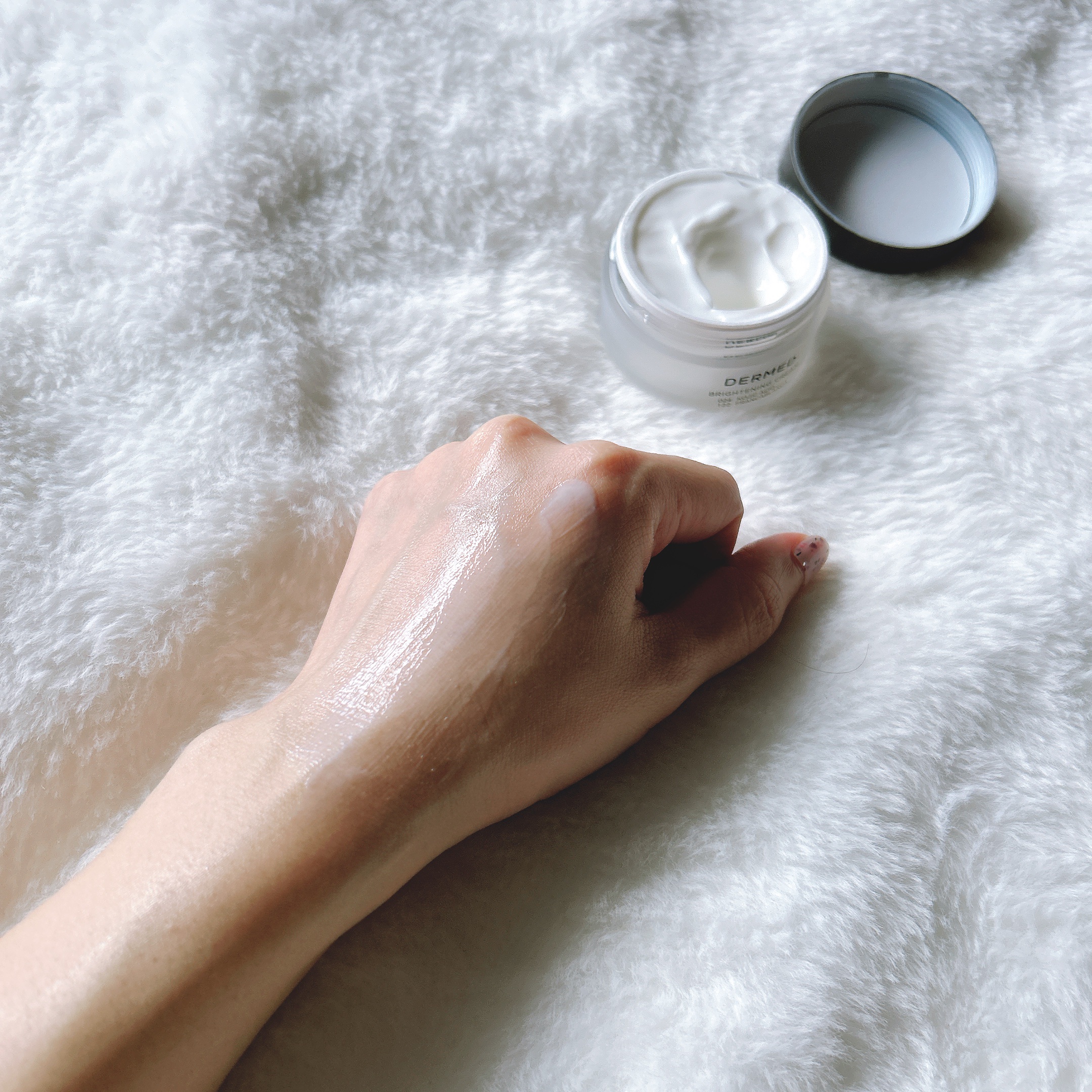 ブライトニング クリーム /デルメッド/フェイスクリームを使ったクチコミ（3枚目）