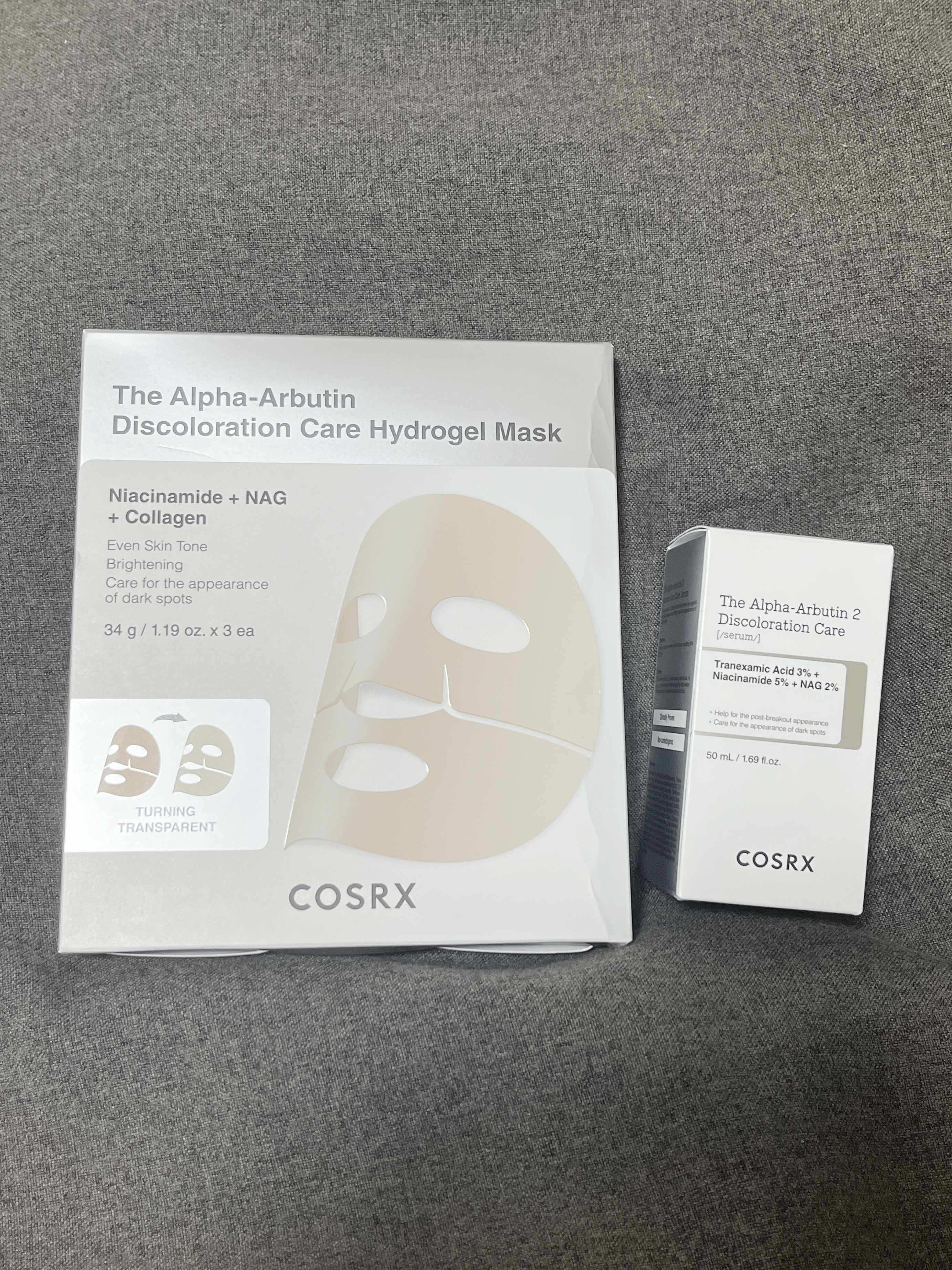 COSRX様の1年間のプレゼントイベントに当選しました🎉

📌The Alpha-Arbutin Discoloration Care Hydrogel Mask
韓国コスメCOSRXの美白ハイドロゲルマスク🧴
アルブチン×ナイアシン
